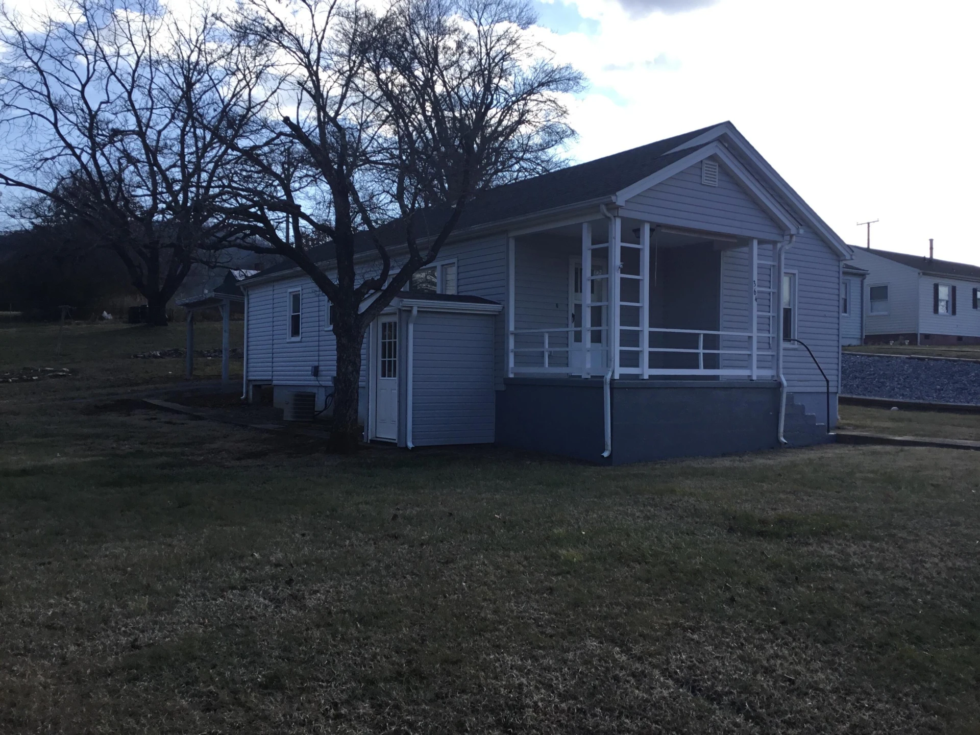 364 Elm Ave