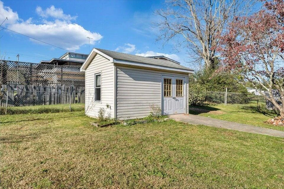 712 Anderson St - Photo 33