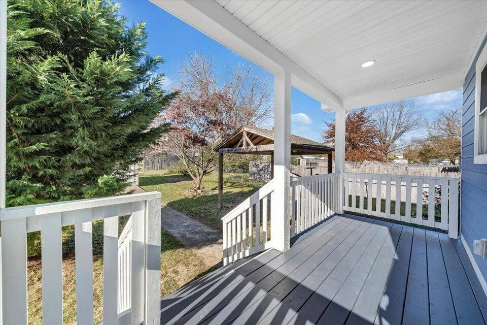 712 Anderson St - Photo 5