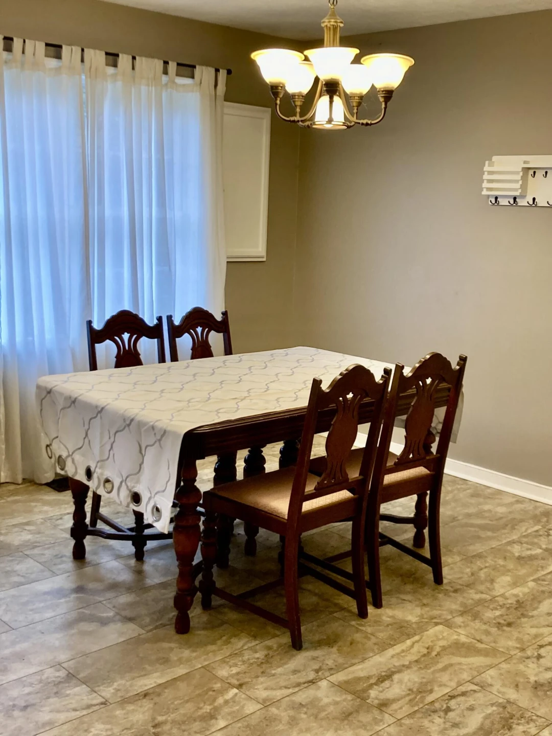233 E 36 St - Photo 5