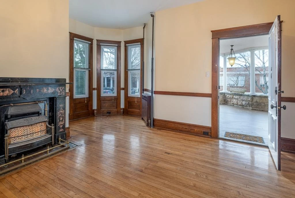 2354 Chestnut Ave - Photo 36