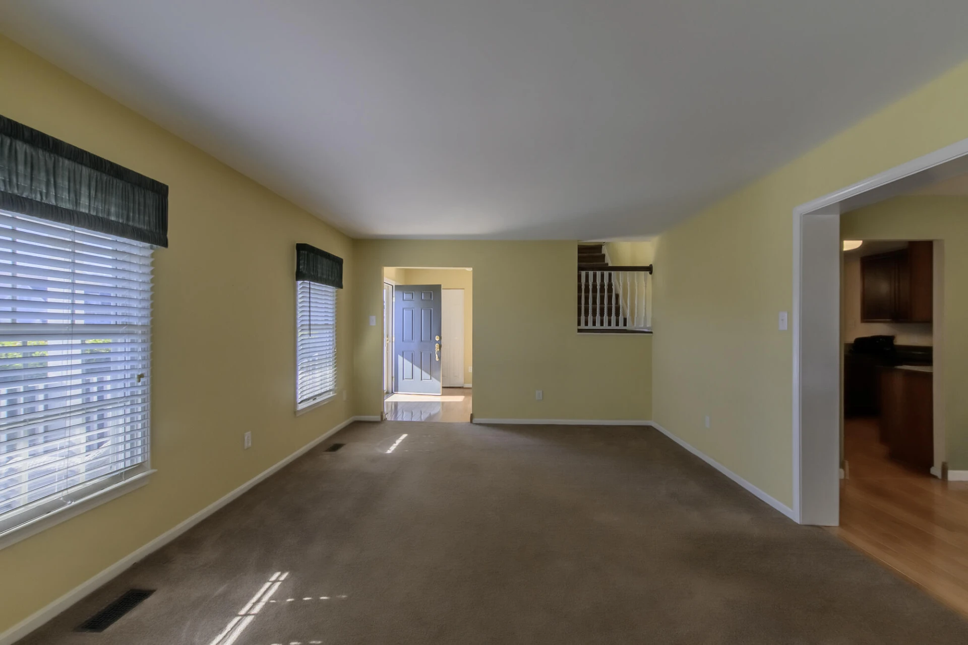 12 Hall Cir - Photo 9