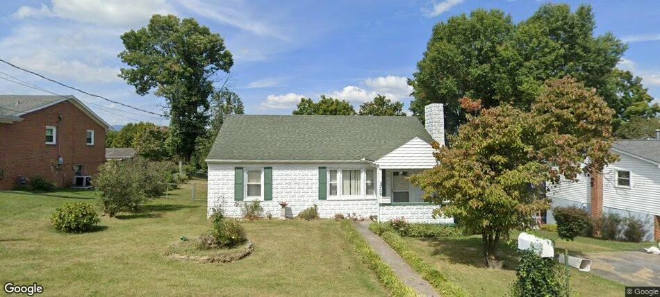 309 Summit St