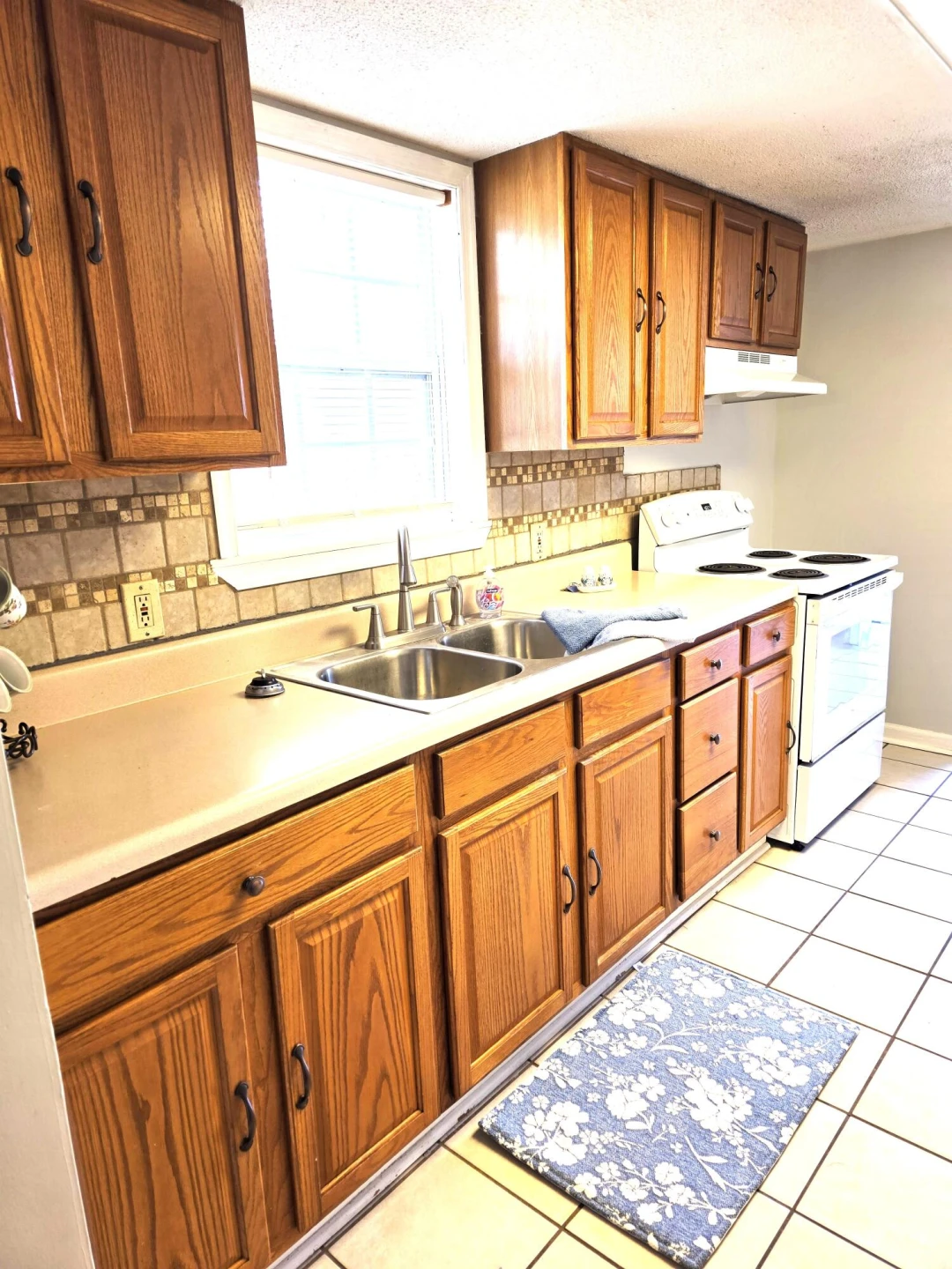 305 Back Draft Rd - Photo 3