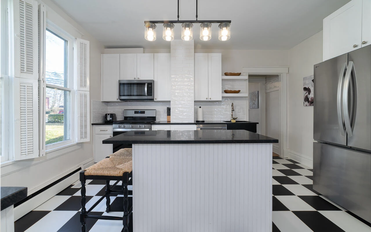 405 S Main St - Photo 14