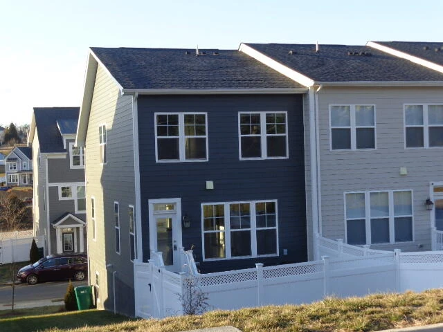 3435 Monterey Dr - Photo 4