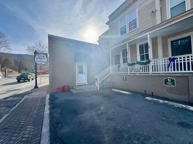 2840 Main St - Photo 13