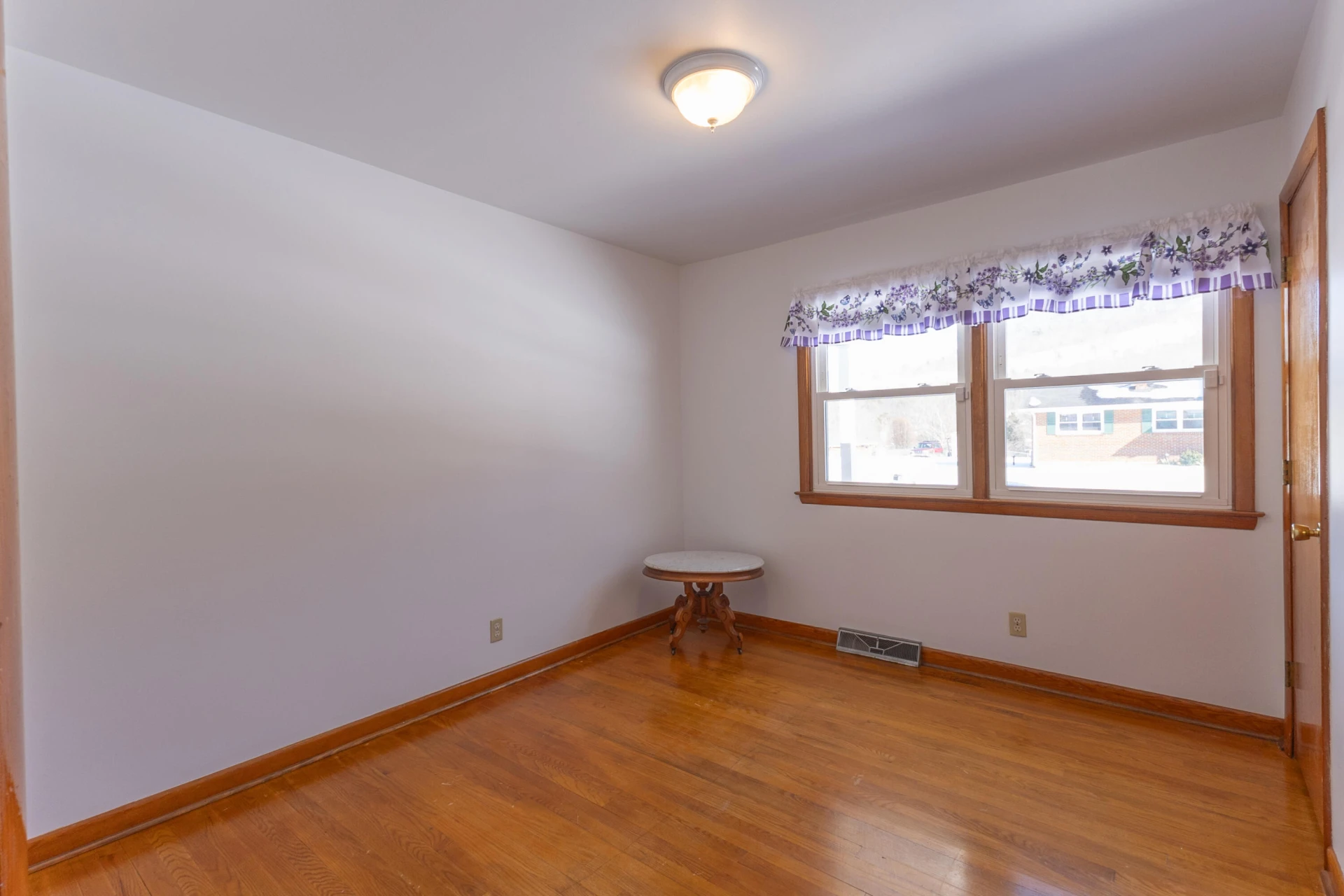401 Corner Dr - Photo 9