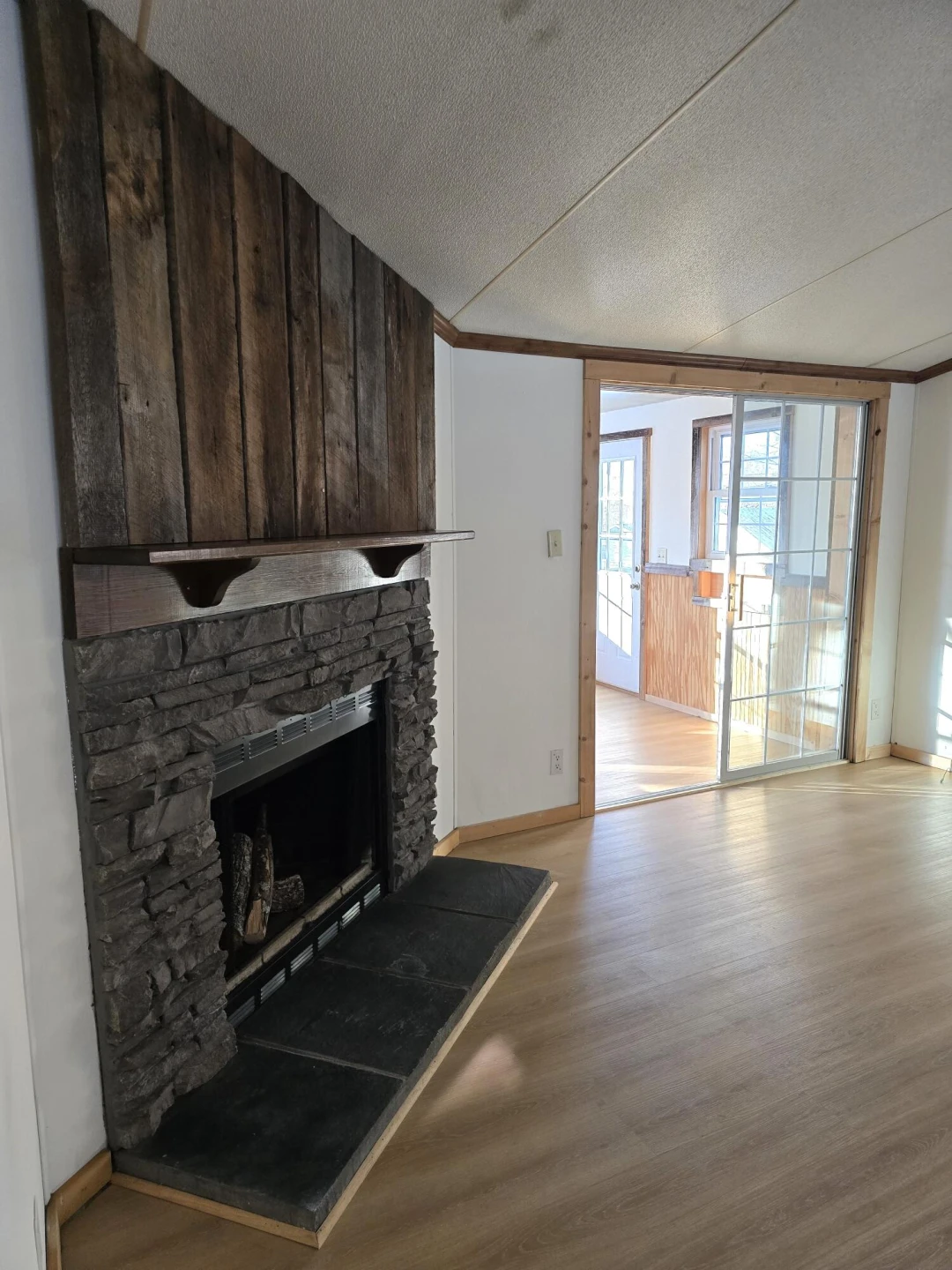1875 Holly Ave - Photo 11
