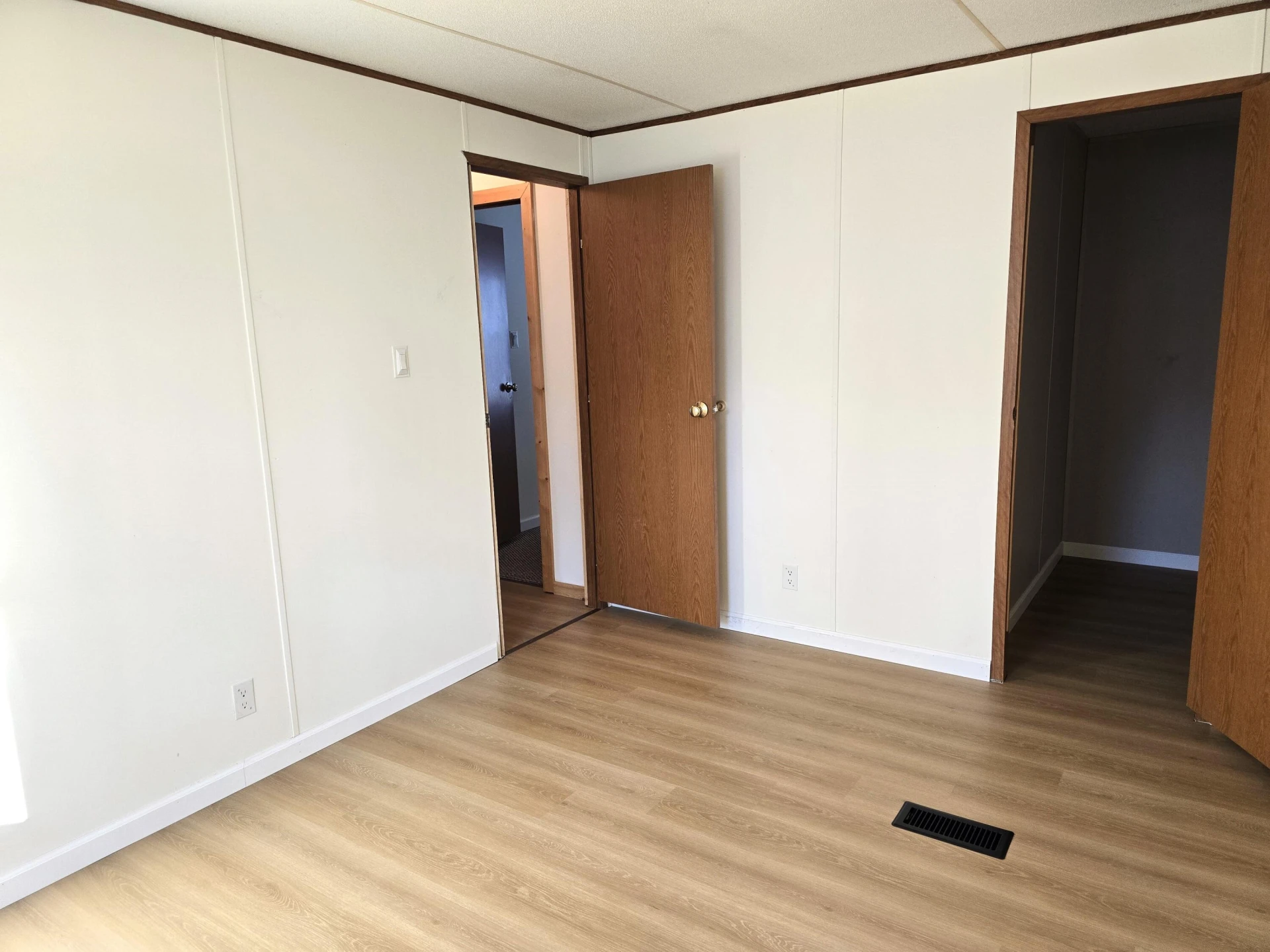 1875 Holly Ave - Photo 35