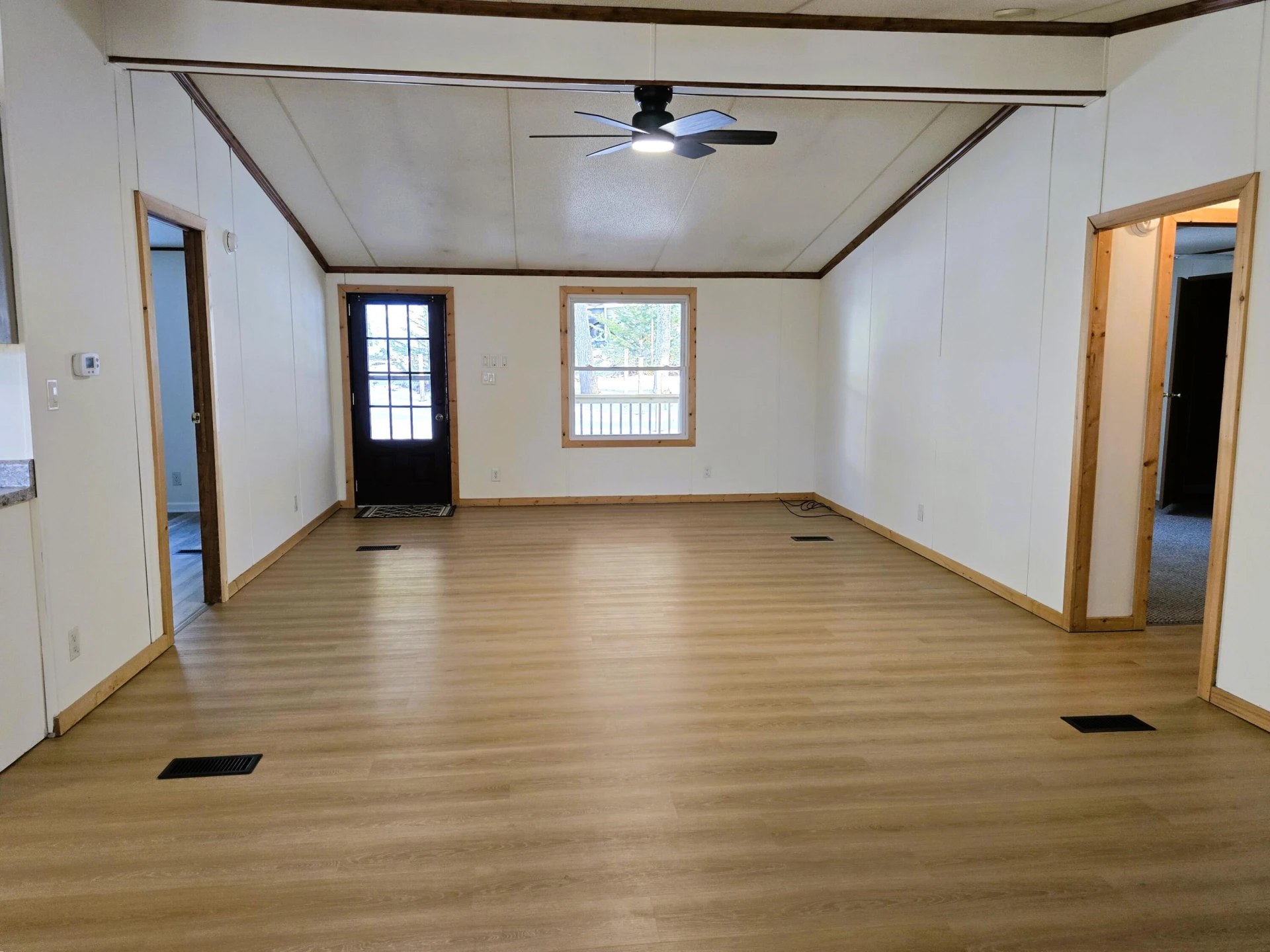 1875 Holly Ave - Photo 6