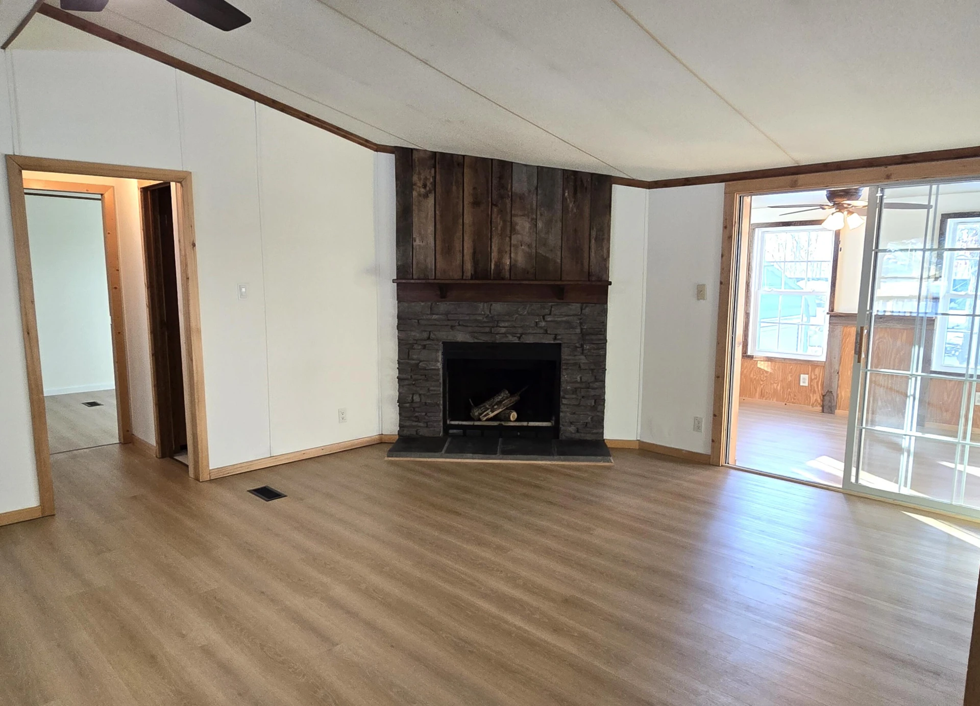 1875 Holly Ave - Photo 9