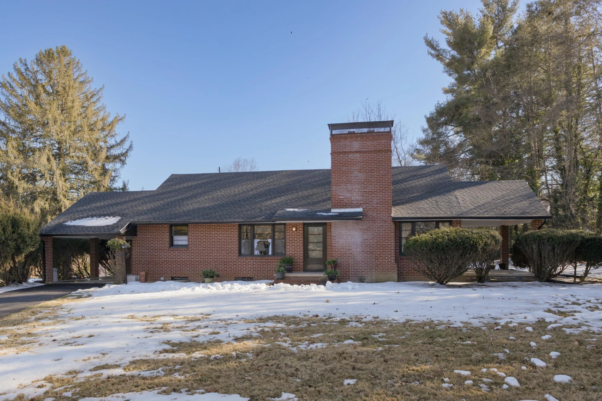 800 Sunset Dr
