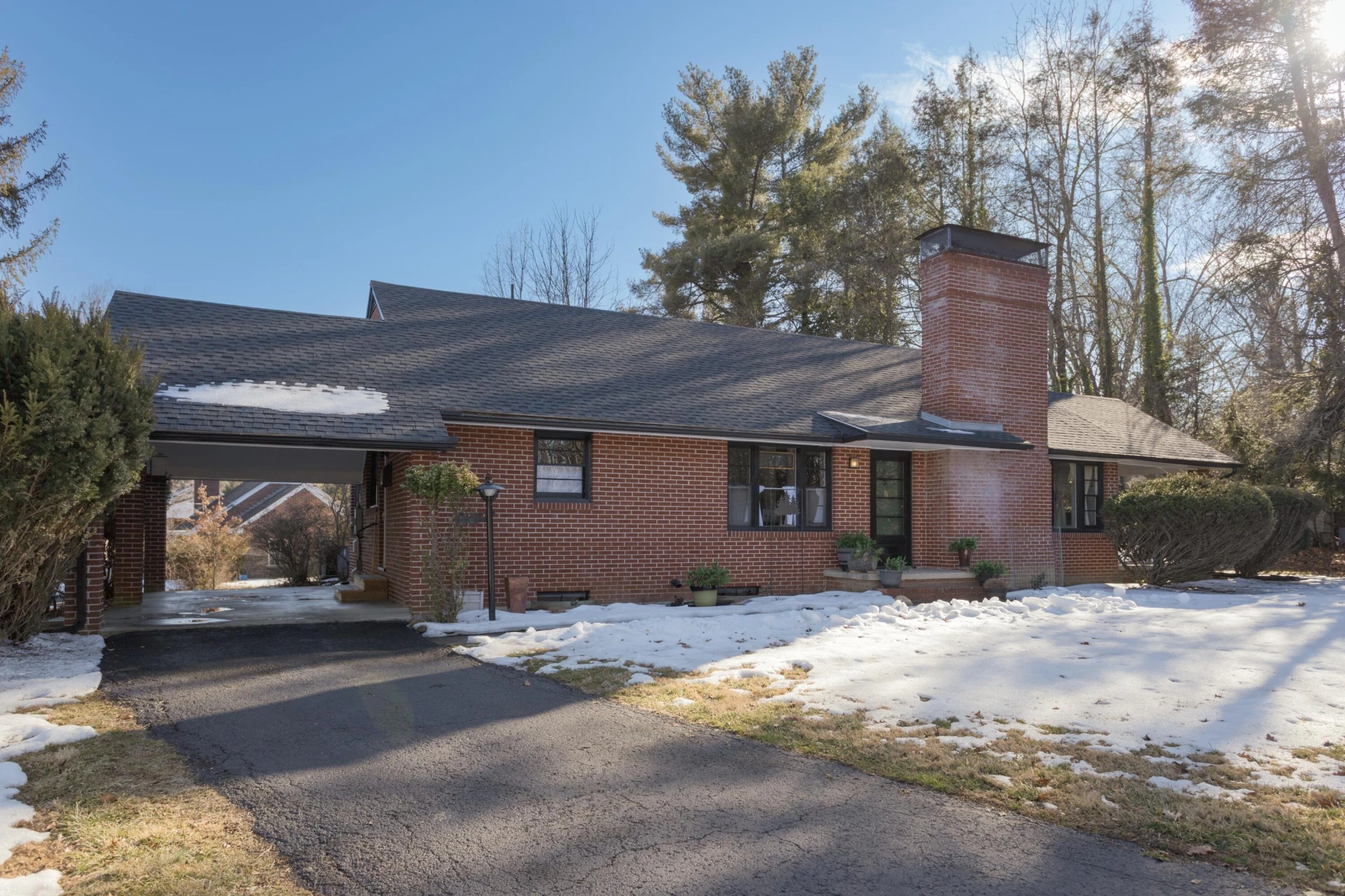 800 Sunset Dr - Photo 3