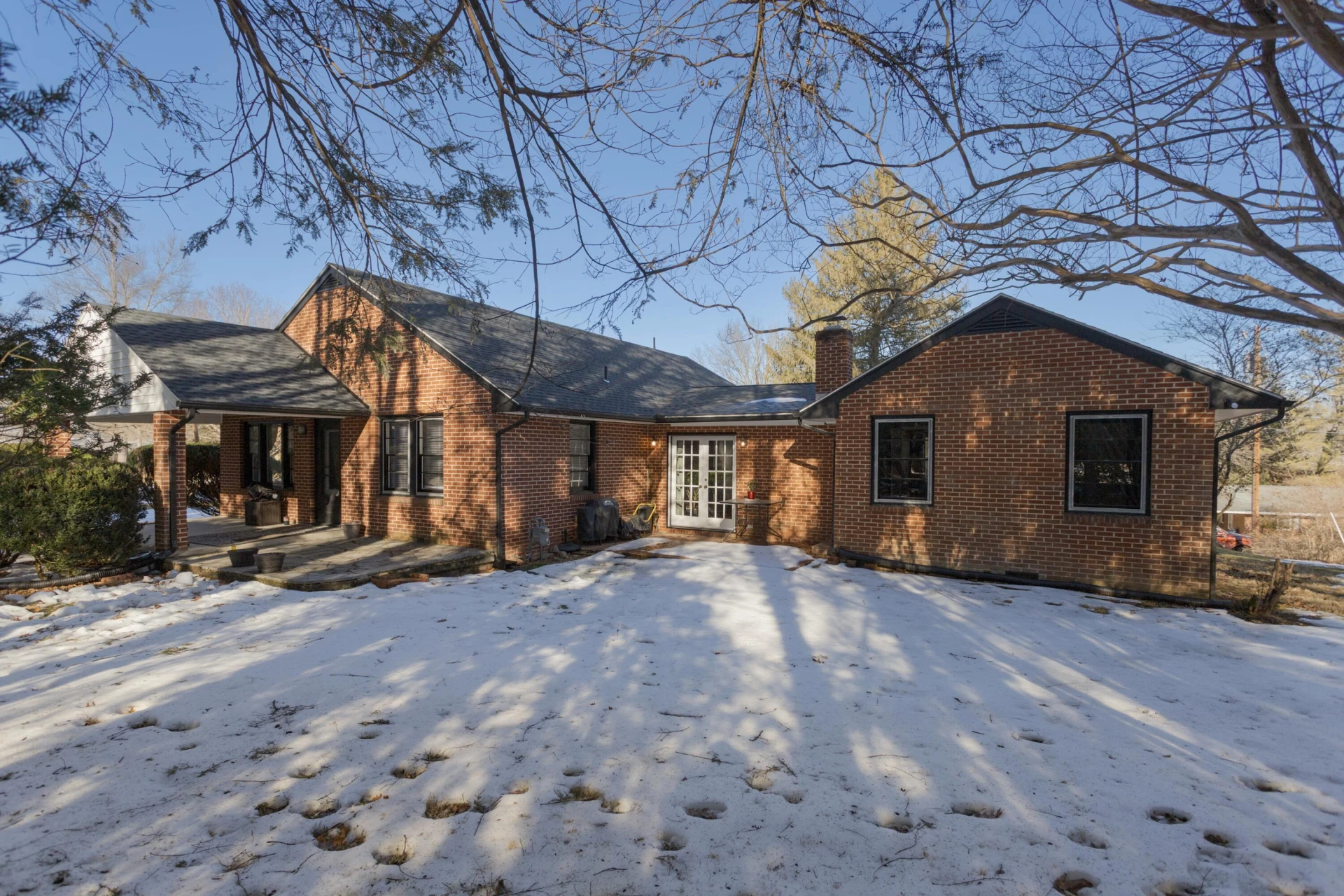 800 Sunset Dr - Photo 4