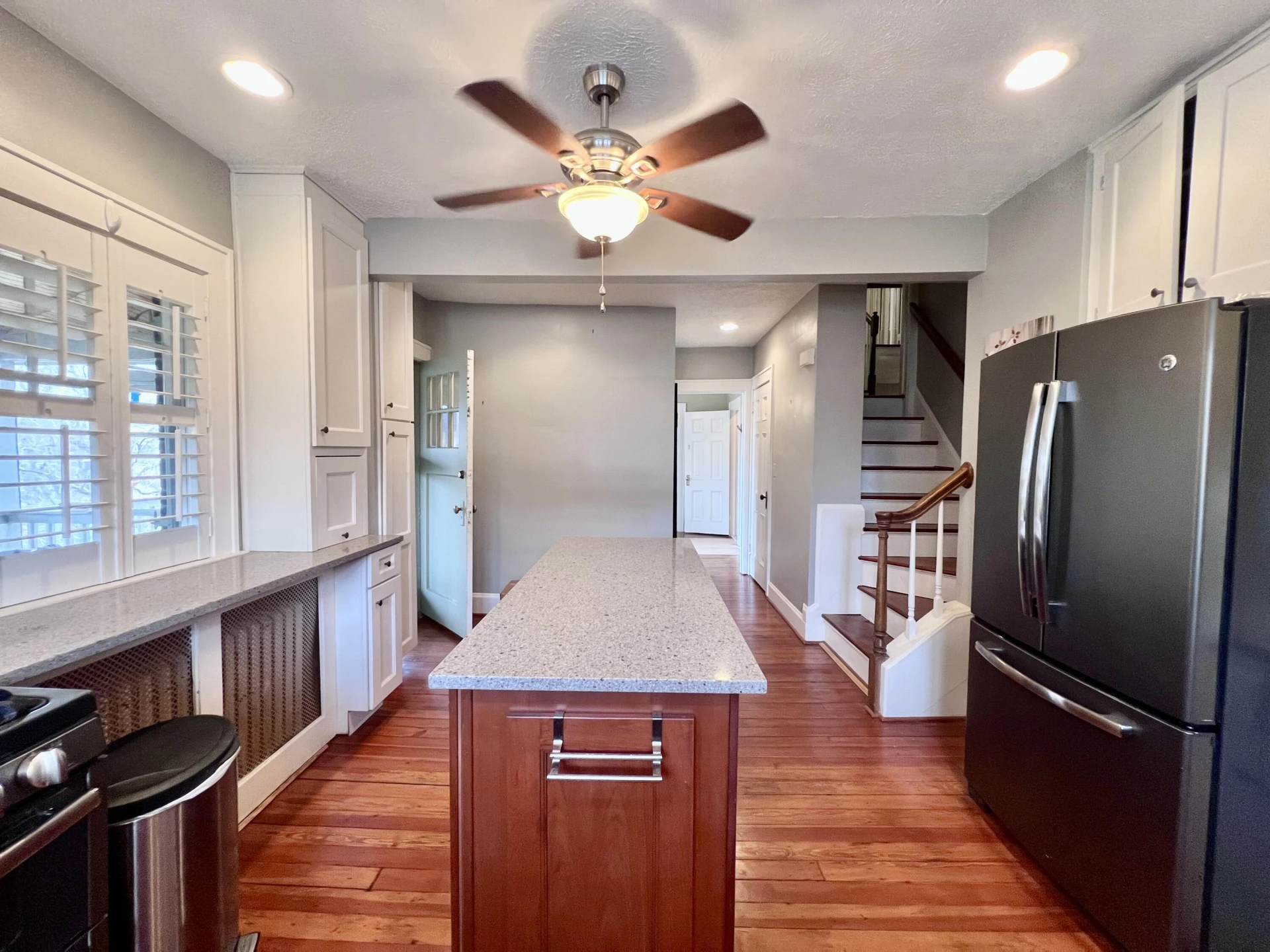 606 Stonewall St - Photo 17