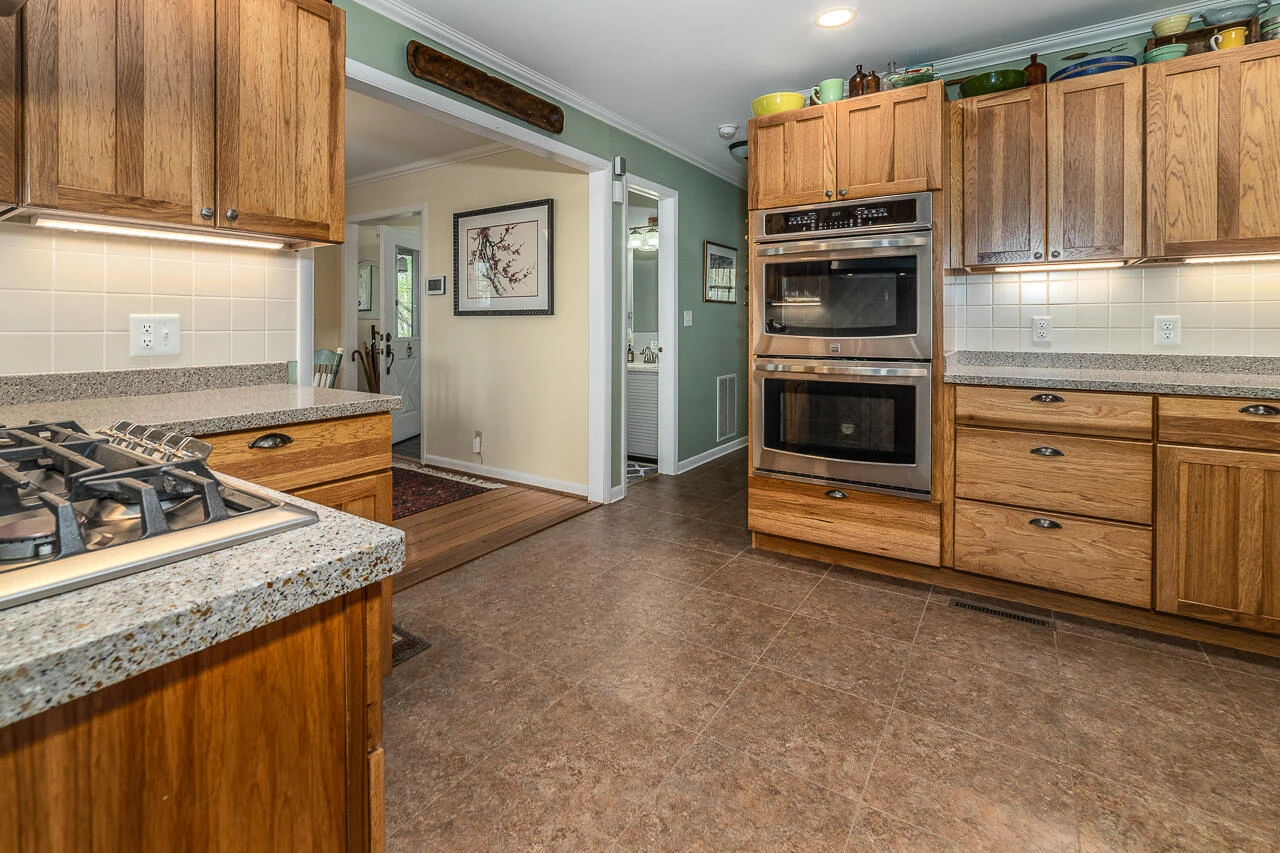 261 Reid Rd - Photo 15