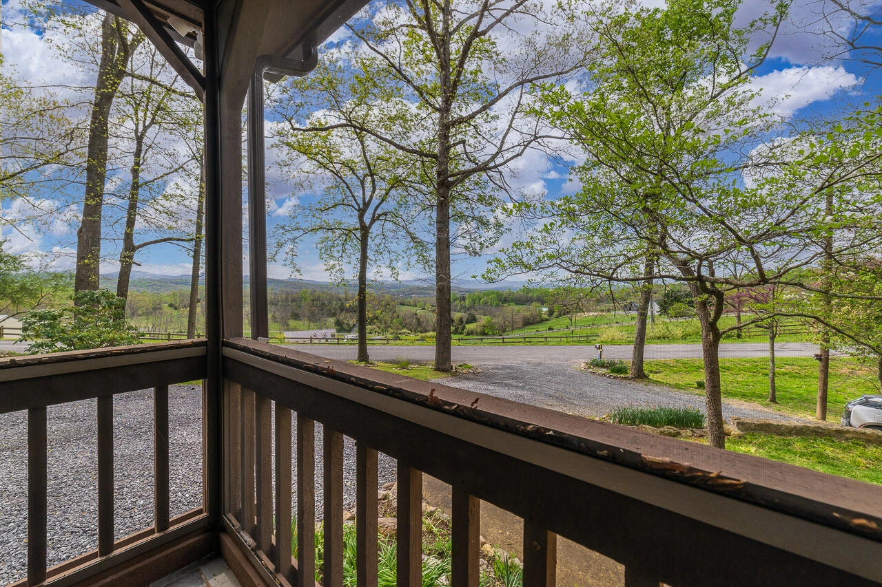 261 Reid Rd - Photo 8