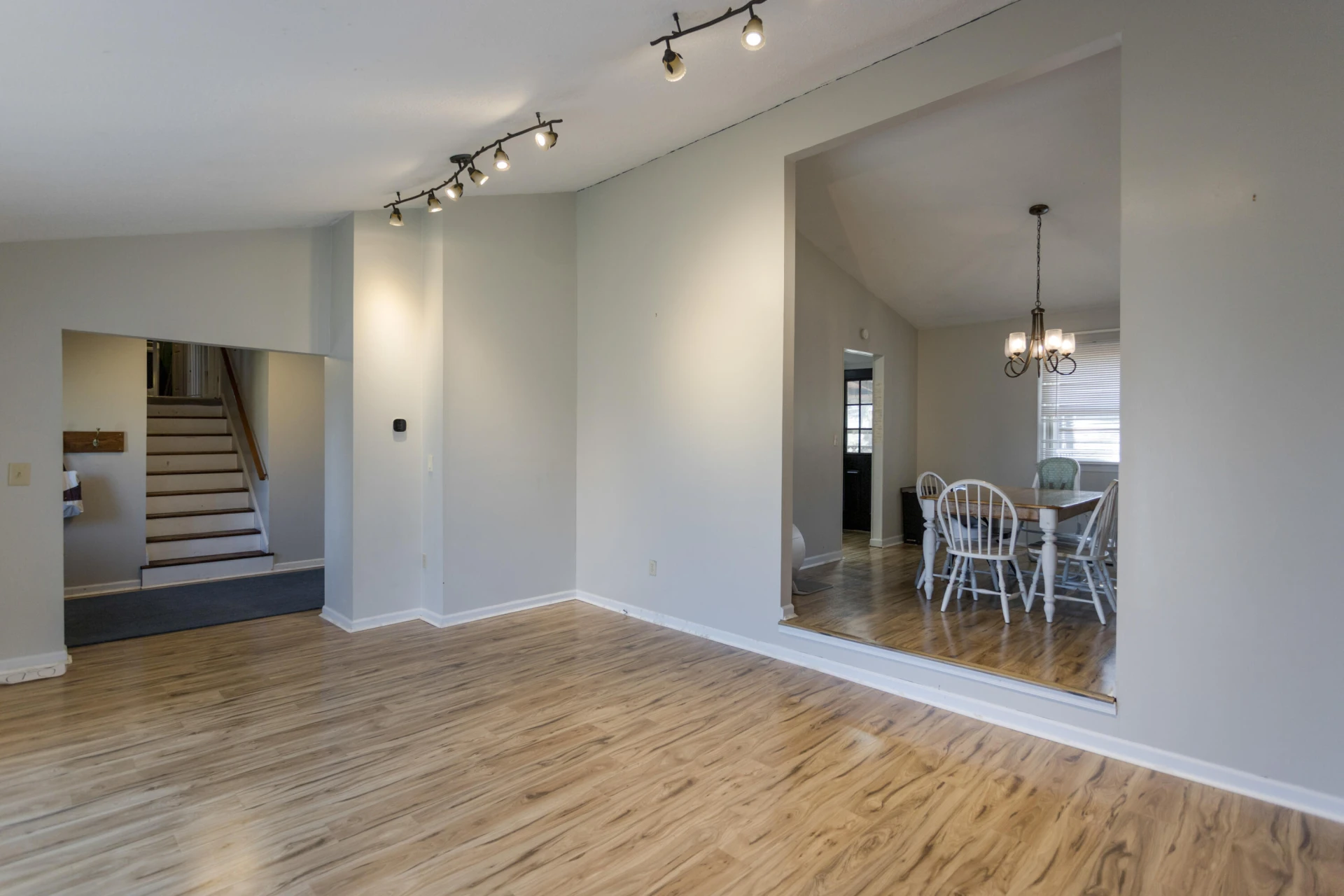 12 Link Rd - Photo 4