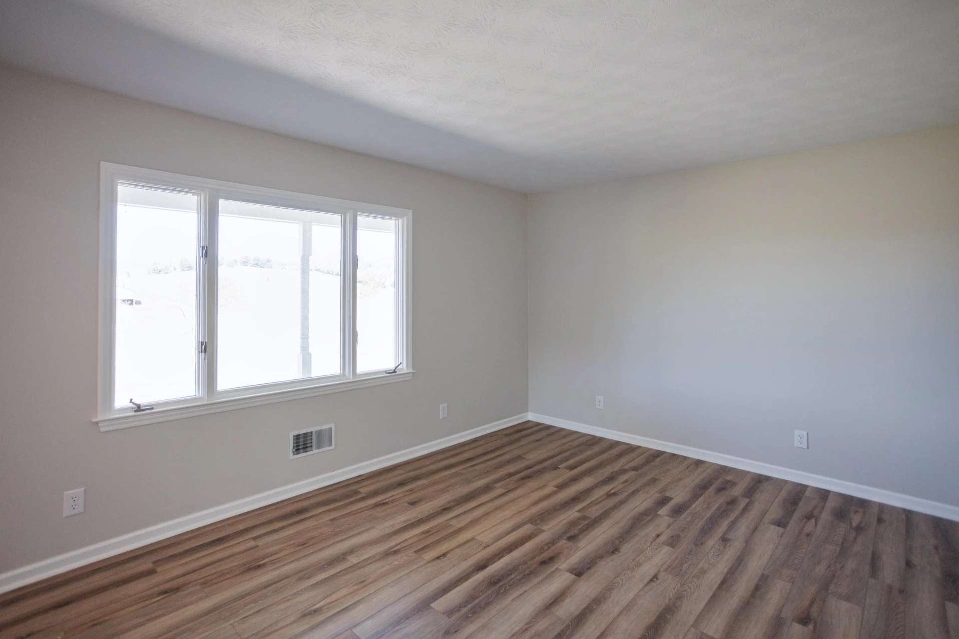 2834 BROWNSBURG Tpke - Photo 23