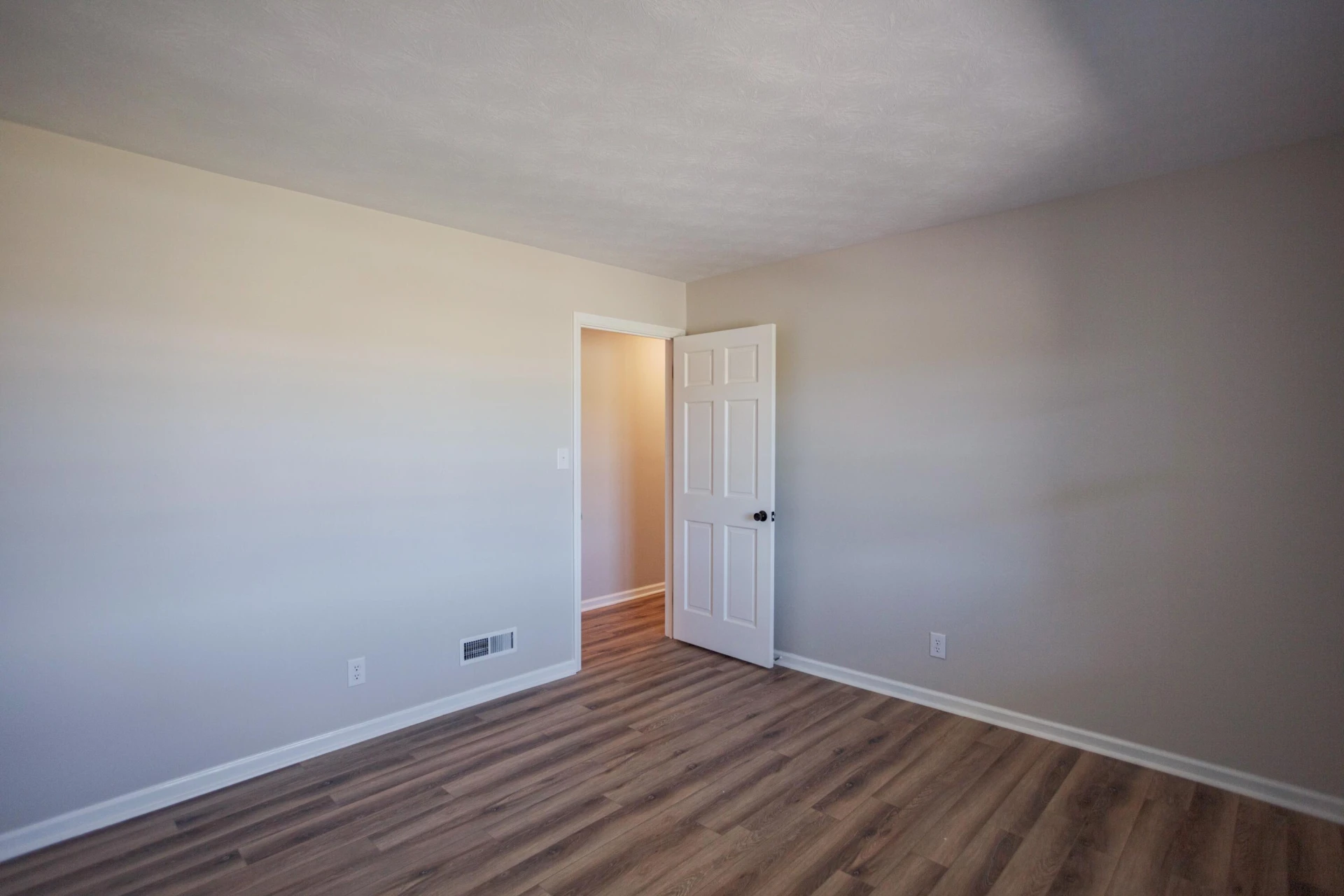 2834 BROWNSBURG Tpke - Photo 48