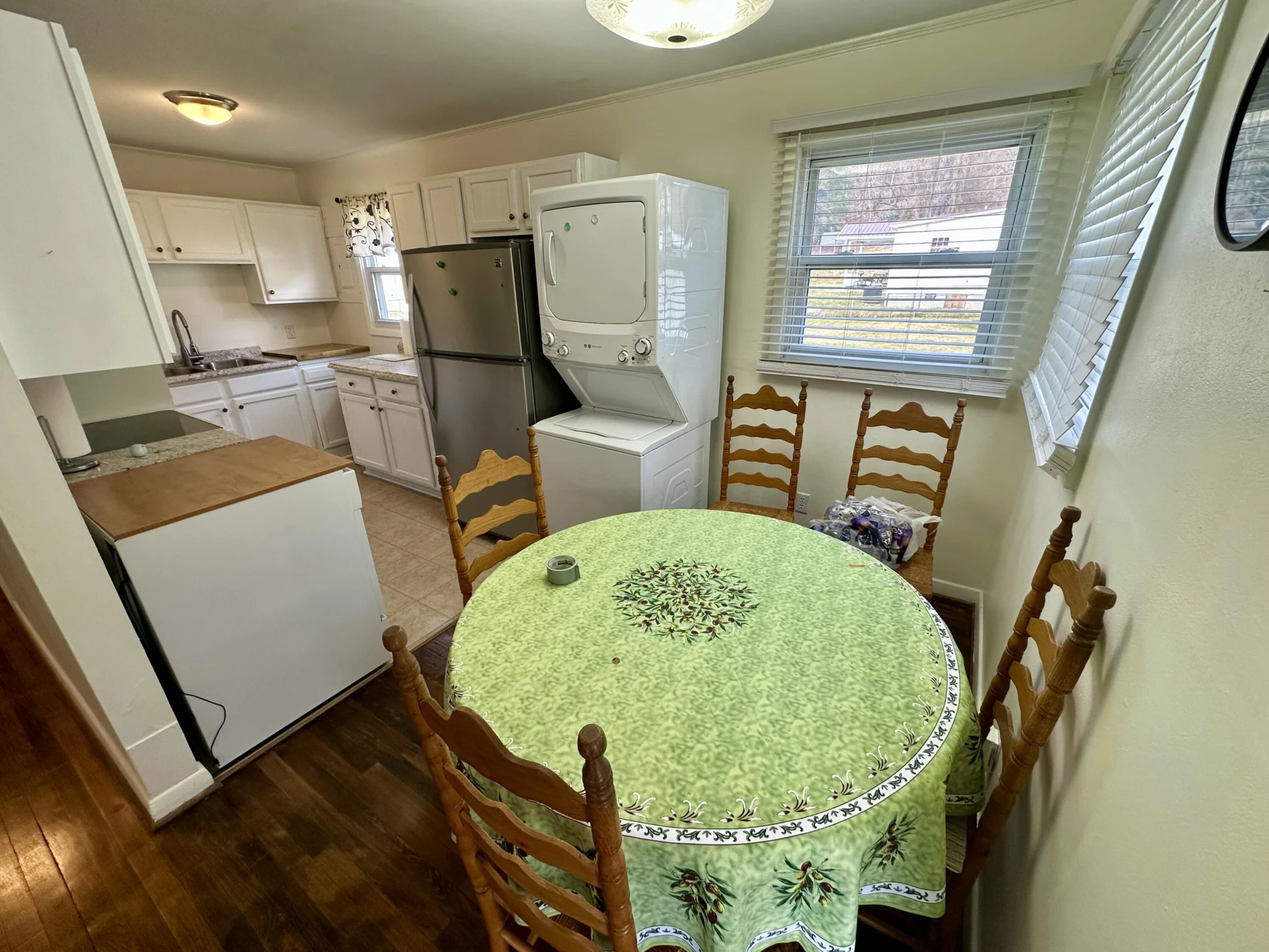 538 W Jackson St - Photo 3