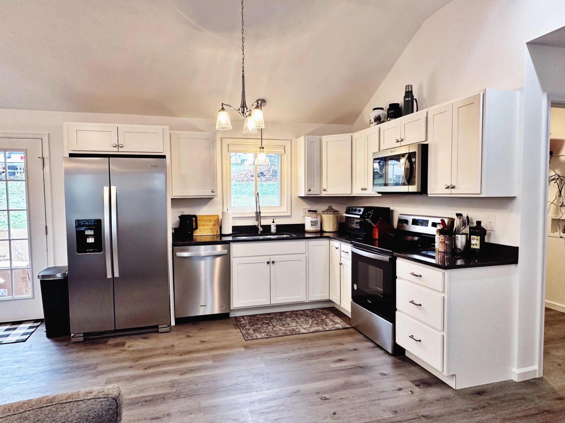 1744 Cedar Ave - Photo 12