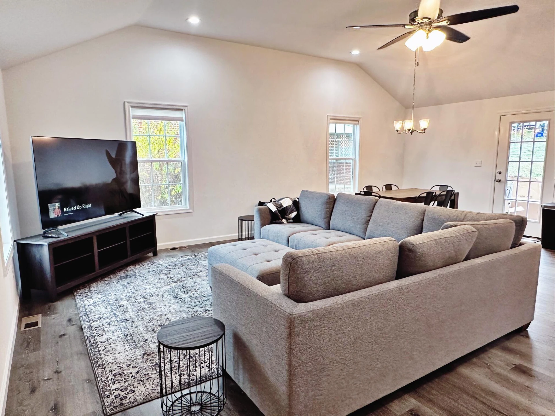 1744 Cedar Ave - Photo 15