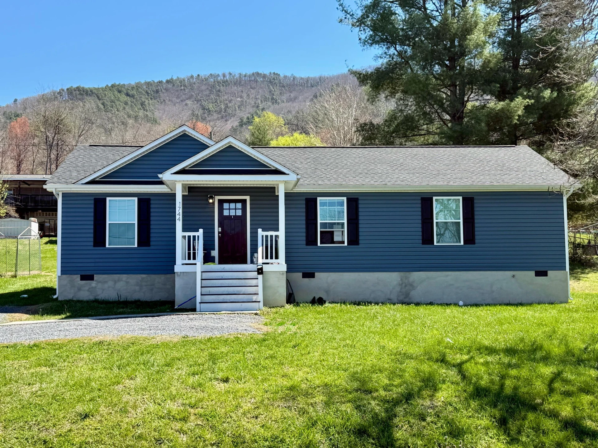 1744 Cedar Ave