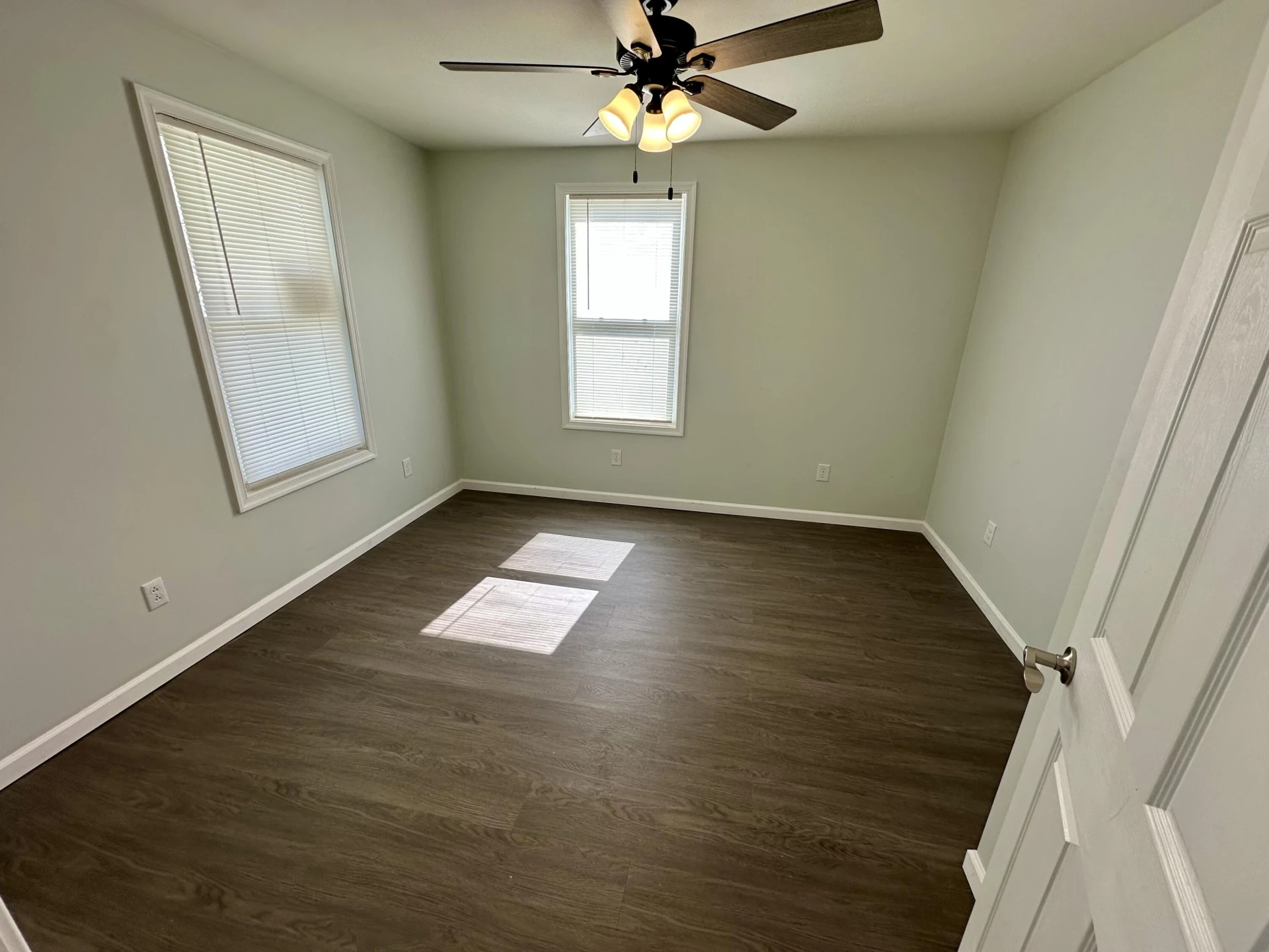 904 N Greenbrier Ave - Photo 6