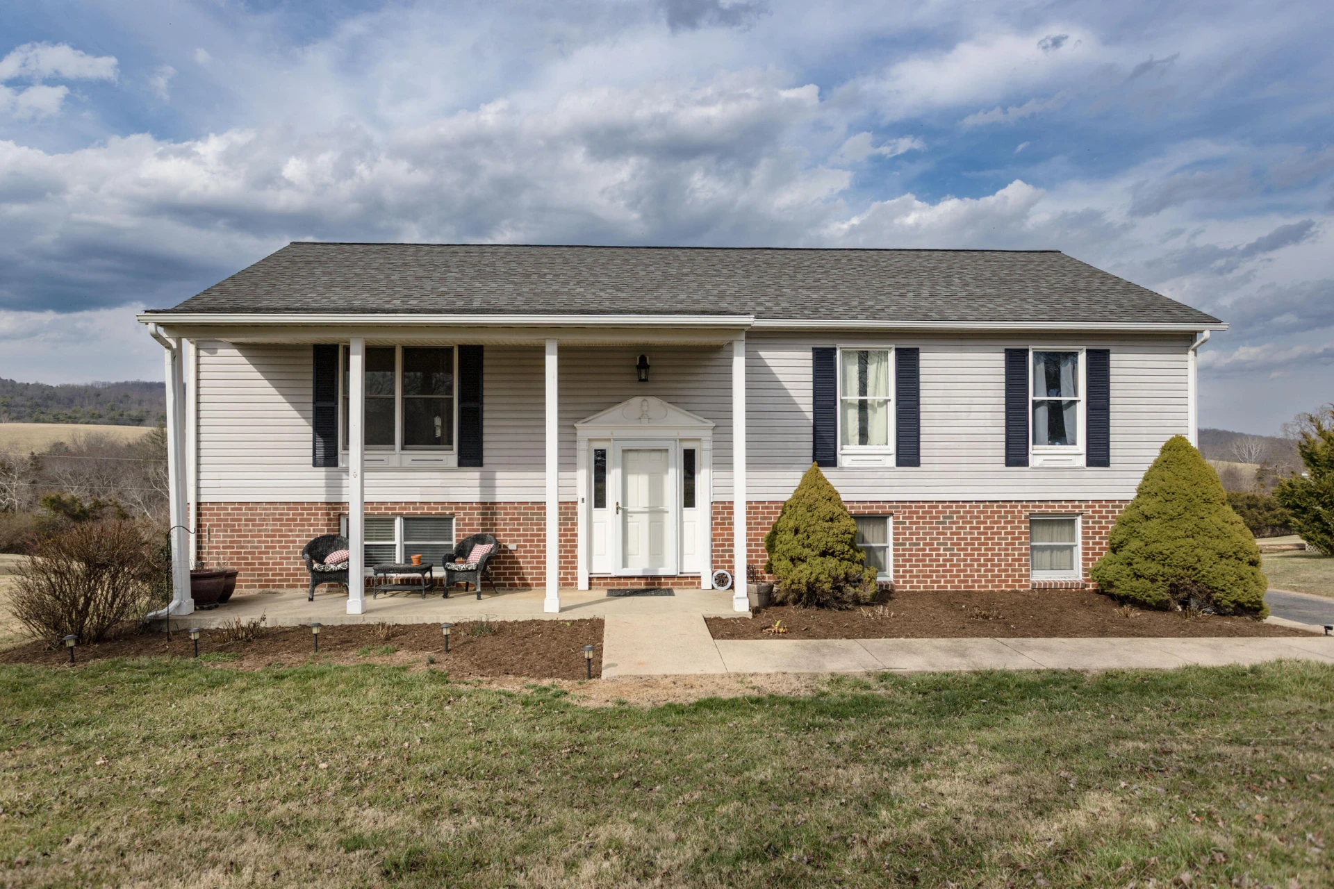 66 Breckinridge Ct