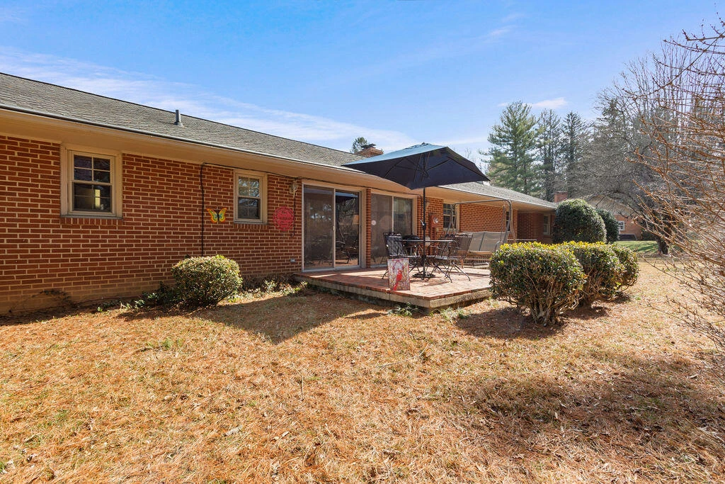 3 Thornridge Ct - Photo 2