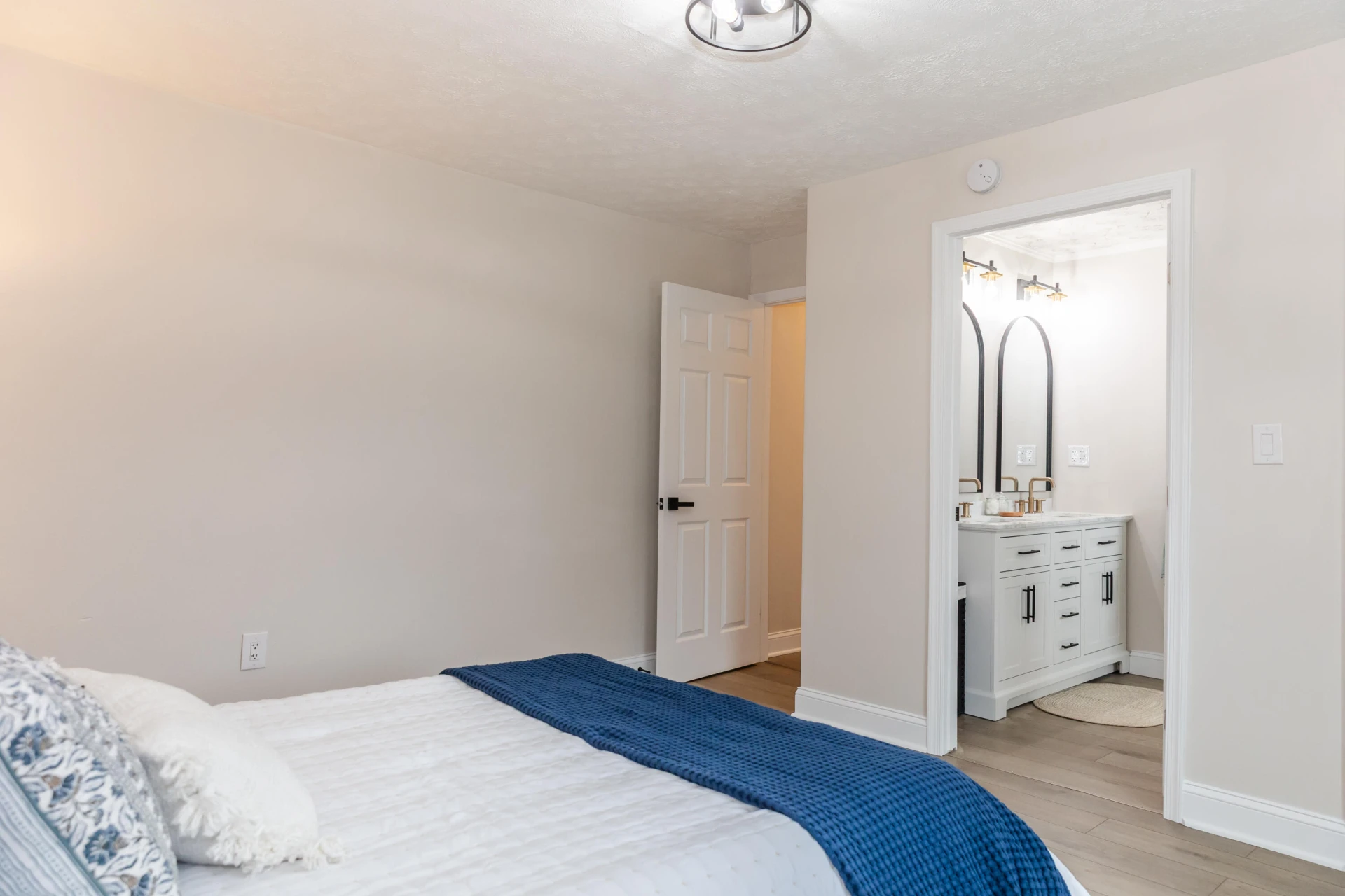 838 Carey St - Photo 23