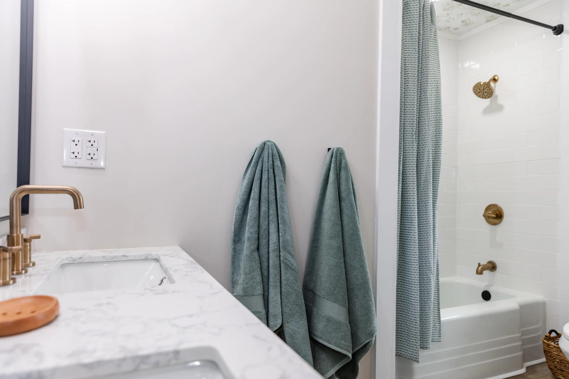 838 Carey St - Photo 27