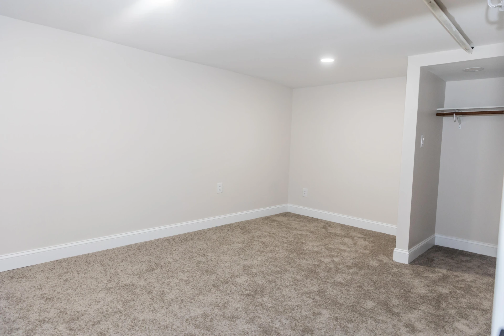 838 Carey St - Photo 43
