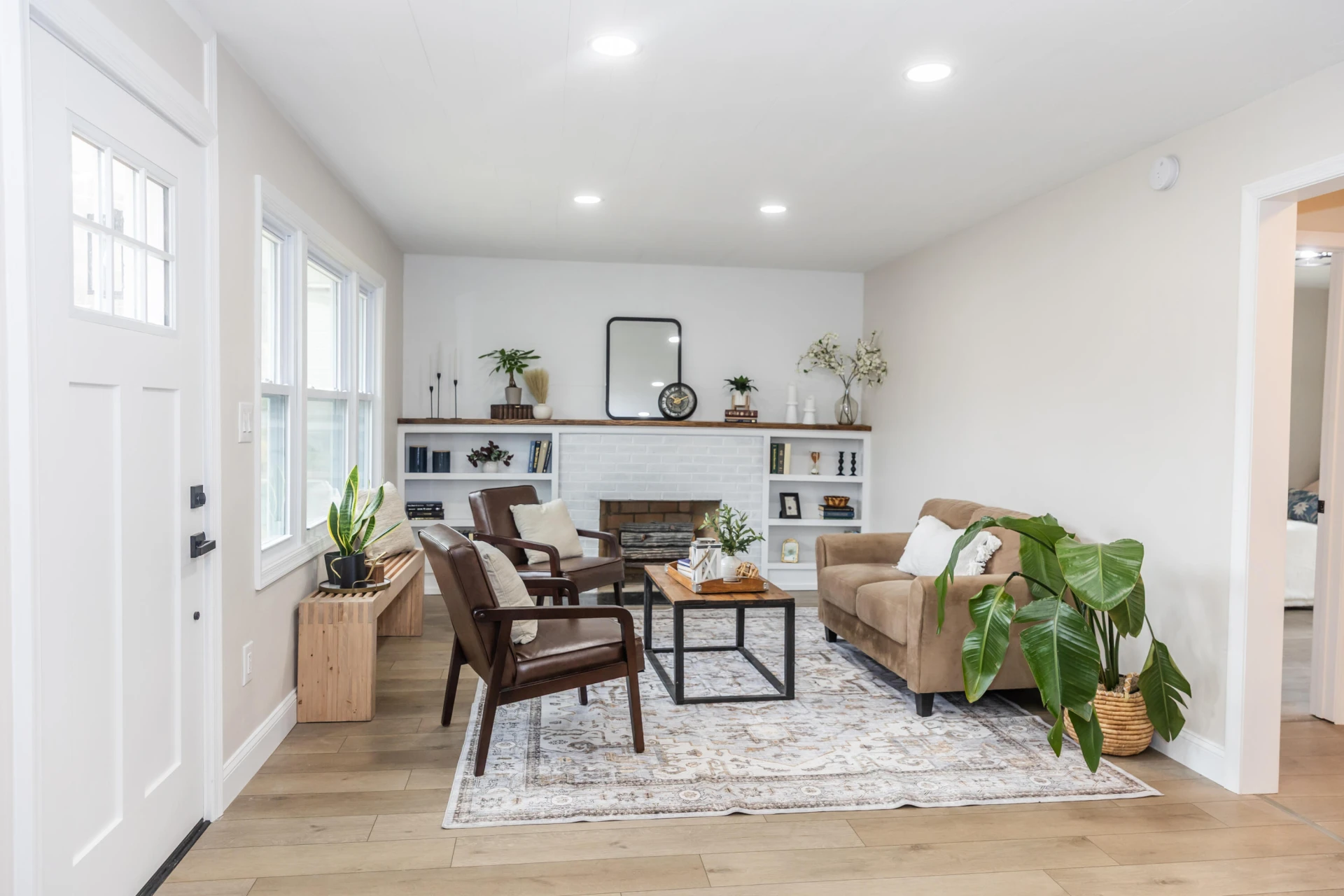 838 Carey St - Photo 8