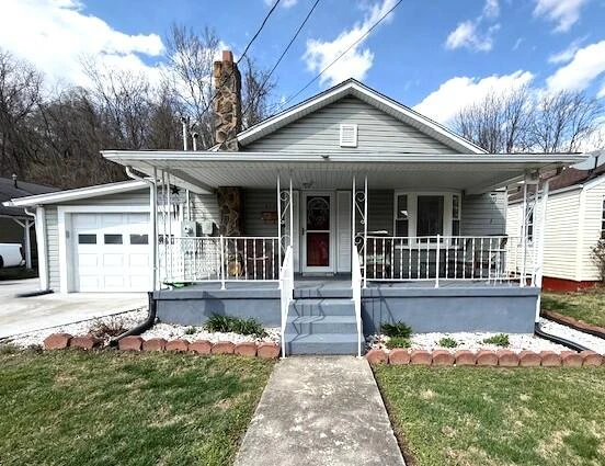 424 E Parrish St