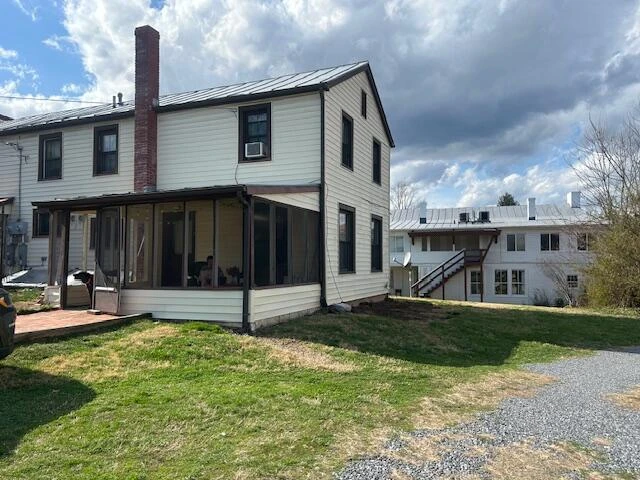 220 S Main St - Photo 4