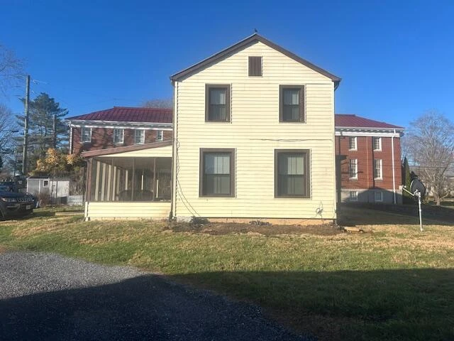 220 S Main St - Photo 5