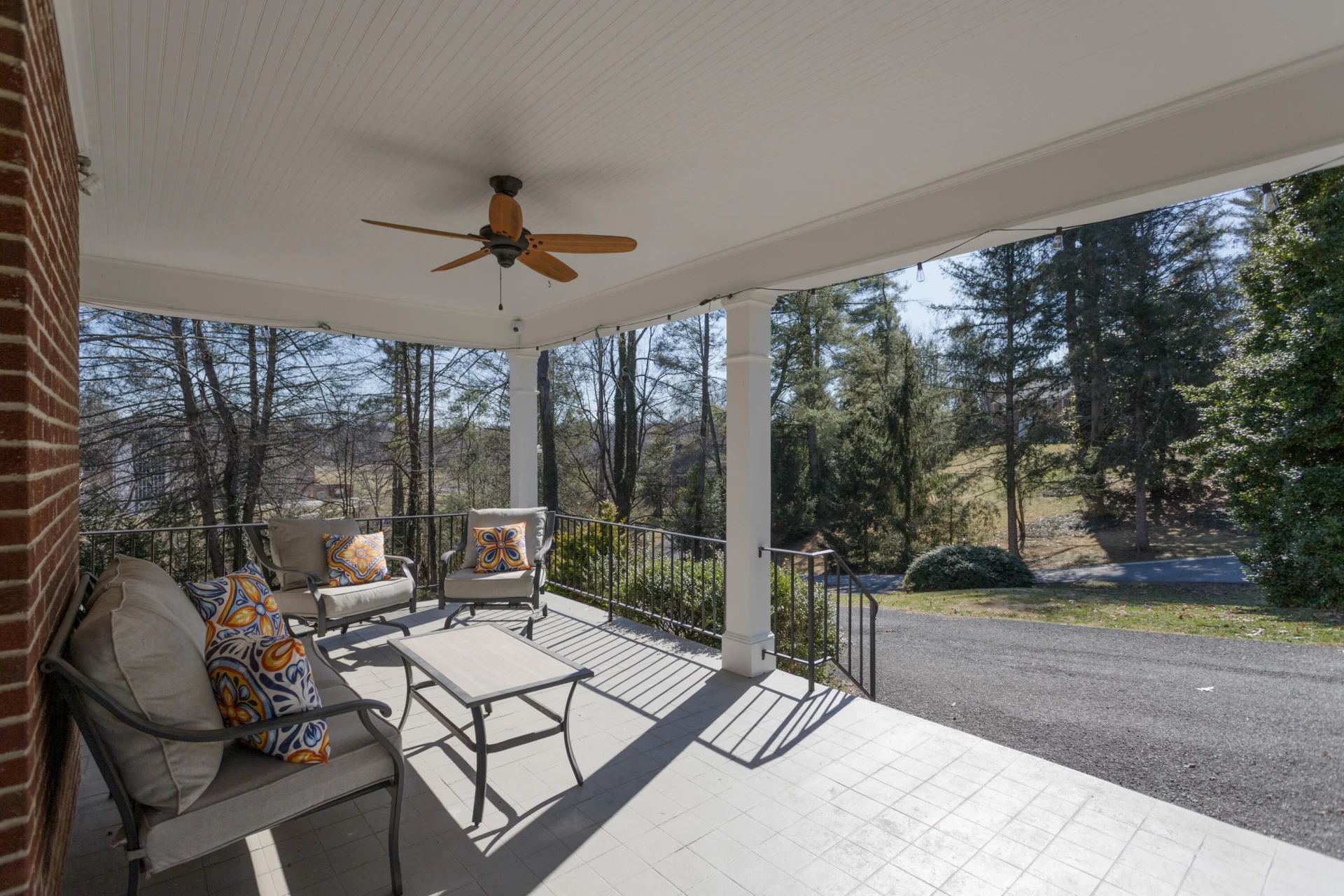 305 Overhill Dr - Photo 44