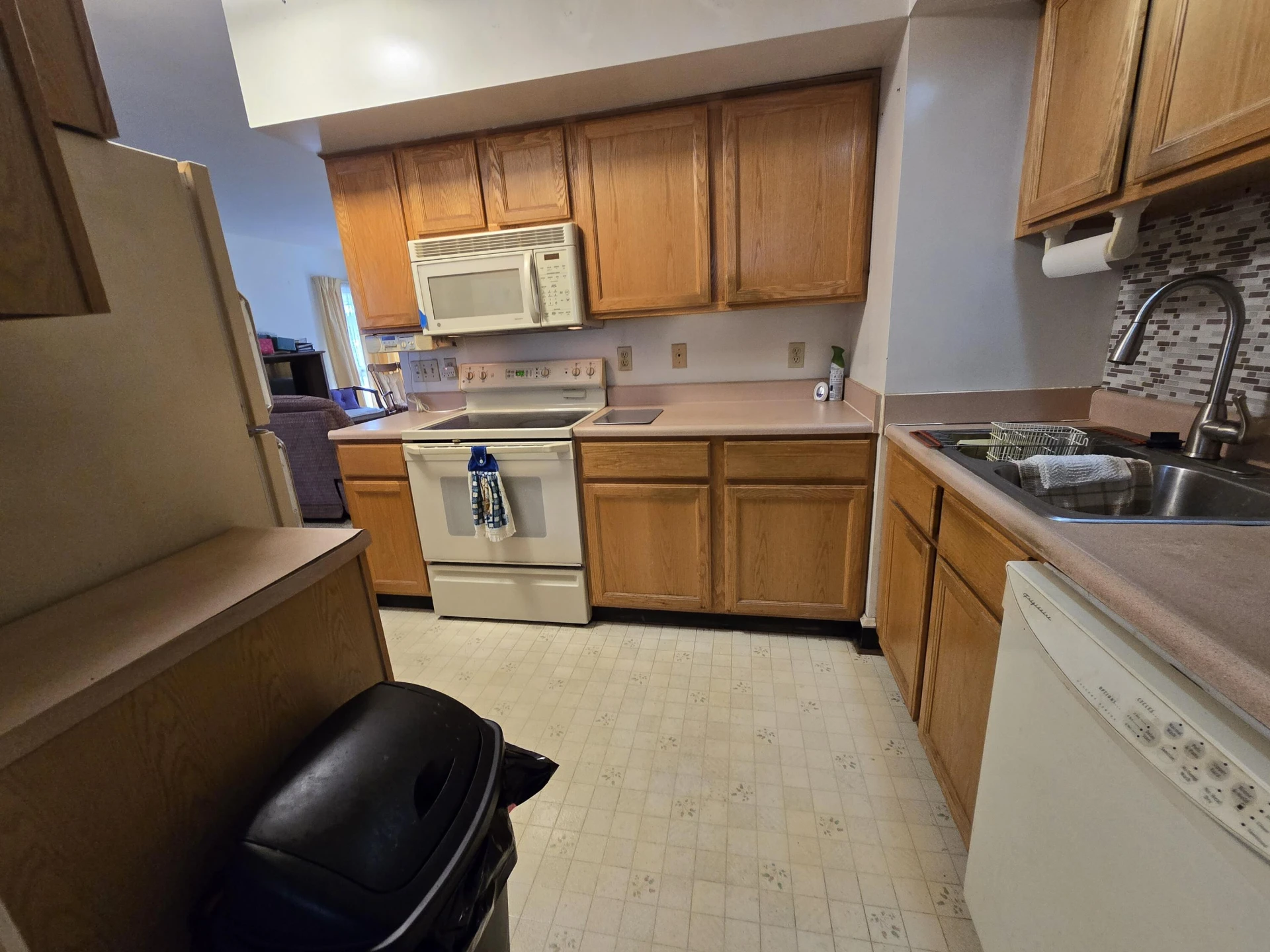 1533 S Howard Ave - Photo 5