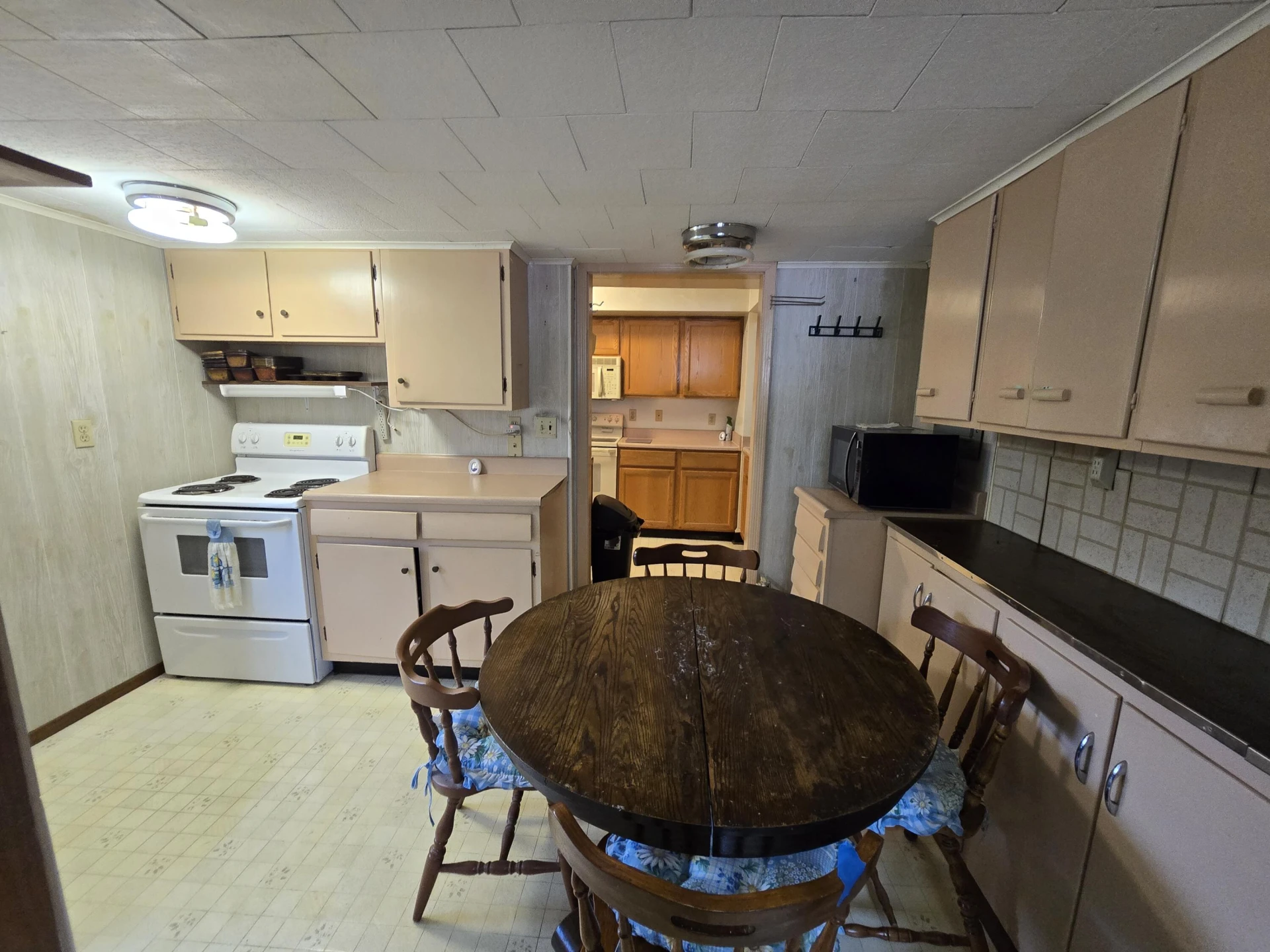 1533 S Howard Ave - Photo 6