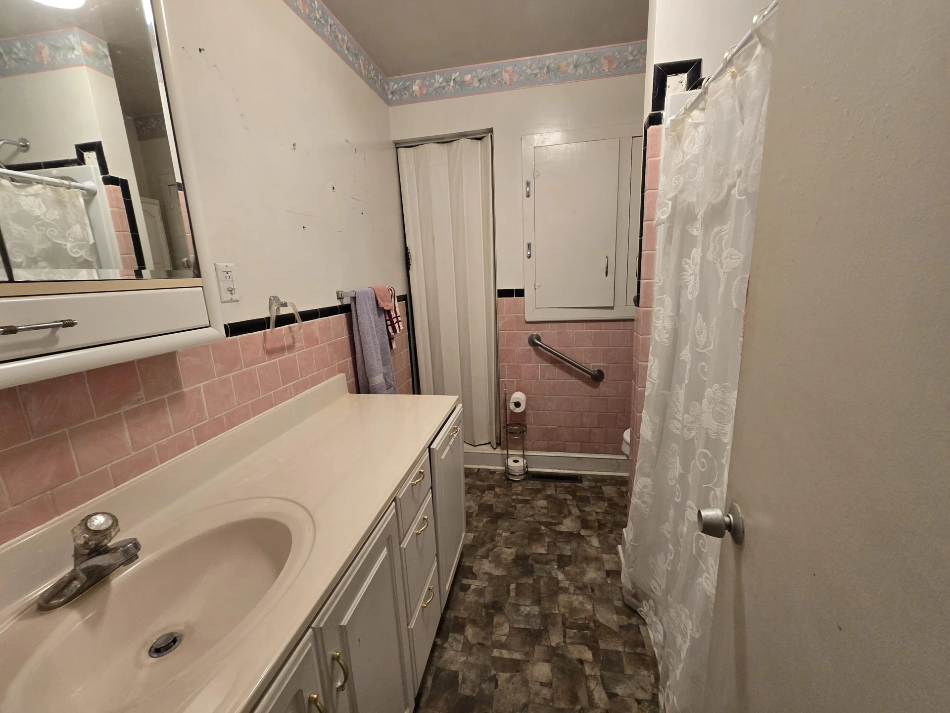 1533 S Howard Ave - Photo 9