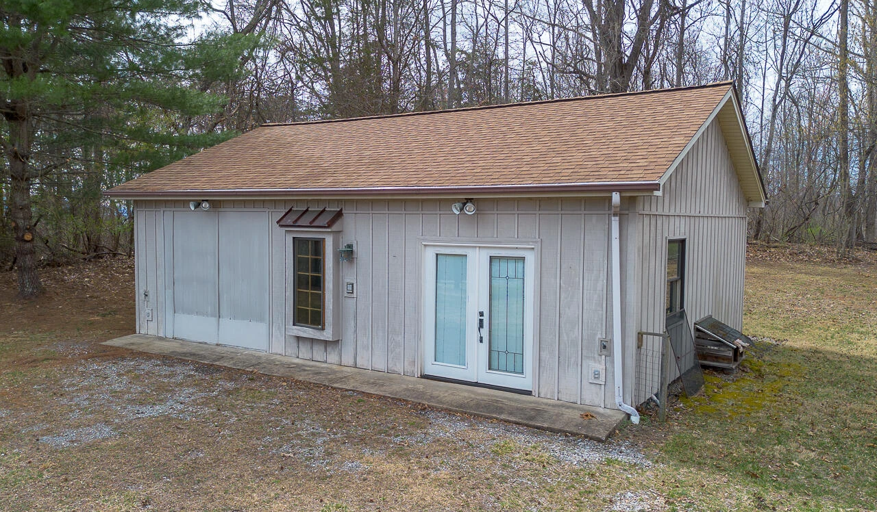 250 Forge Hill Ln - Photo 16