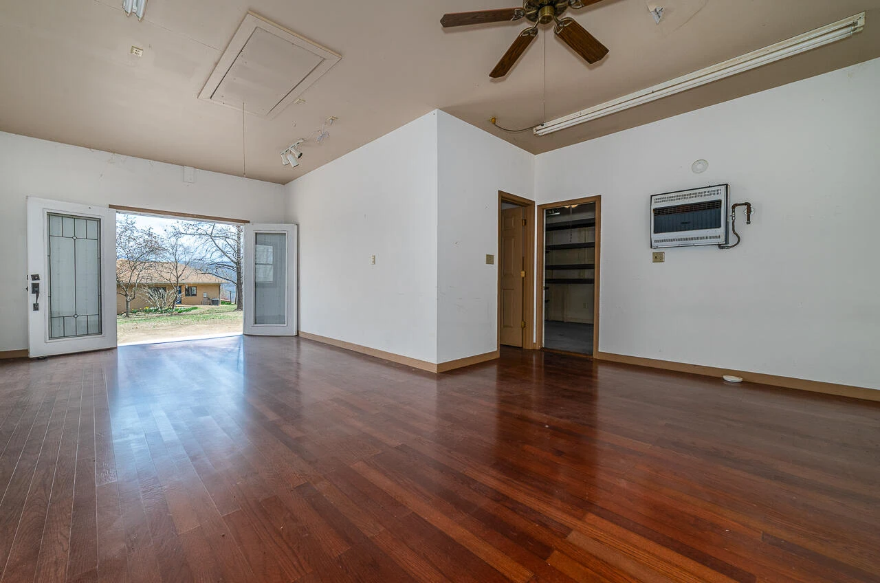 250 Forge Hill Ln - Photo 17