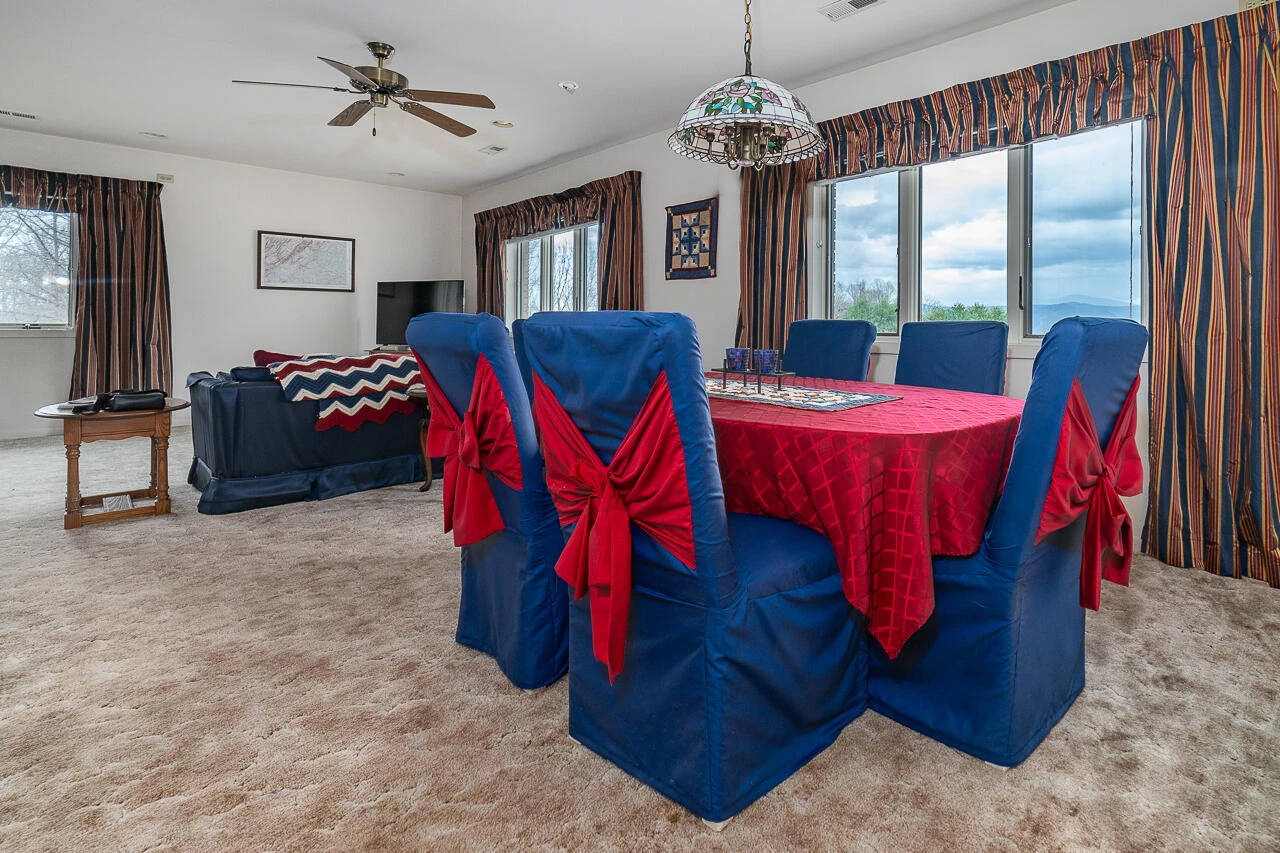 250 Forge Hill Ln - Photo 8