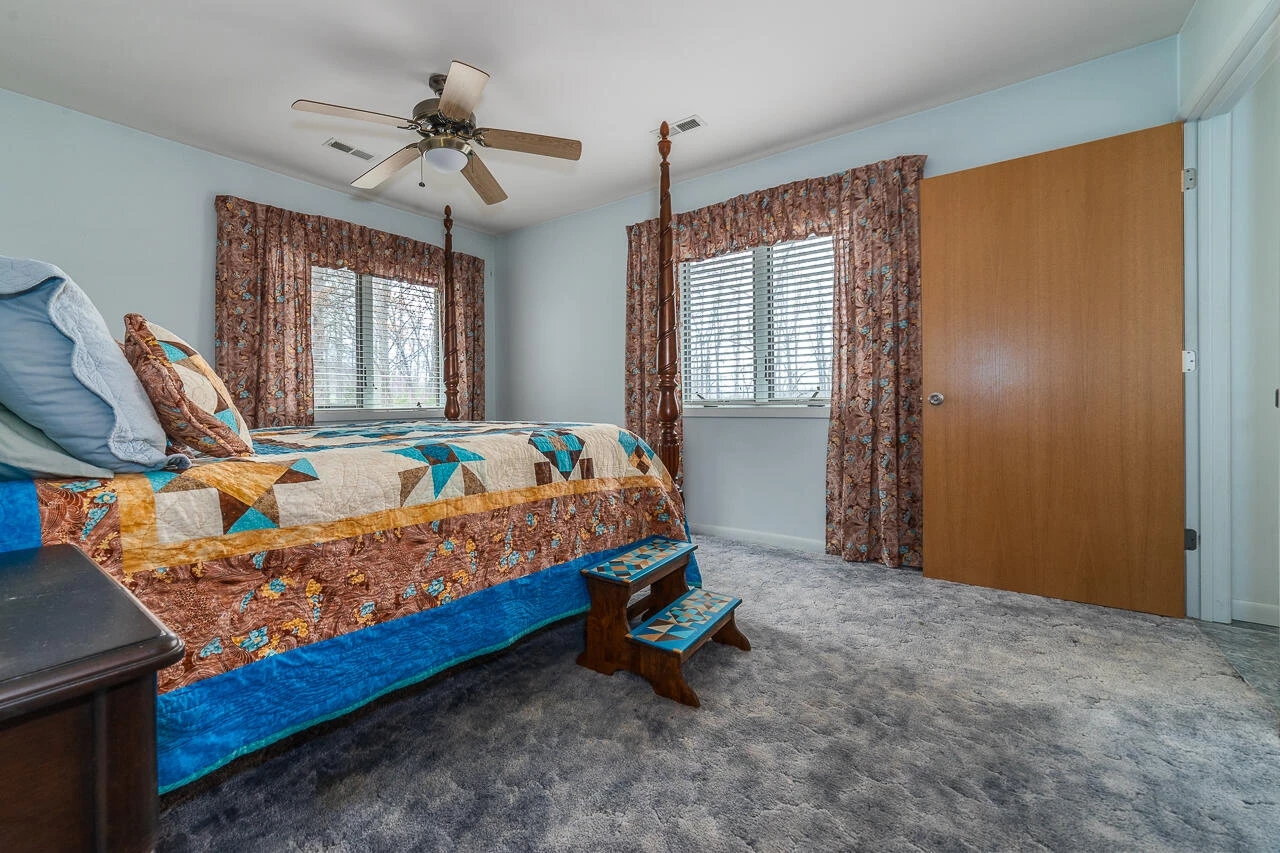 250 Forge Hill Ln - Photo 9