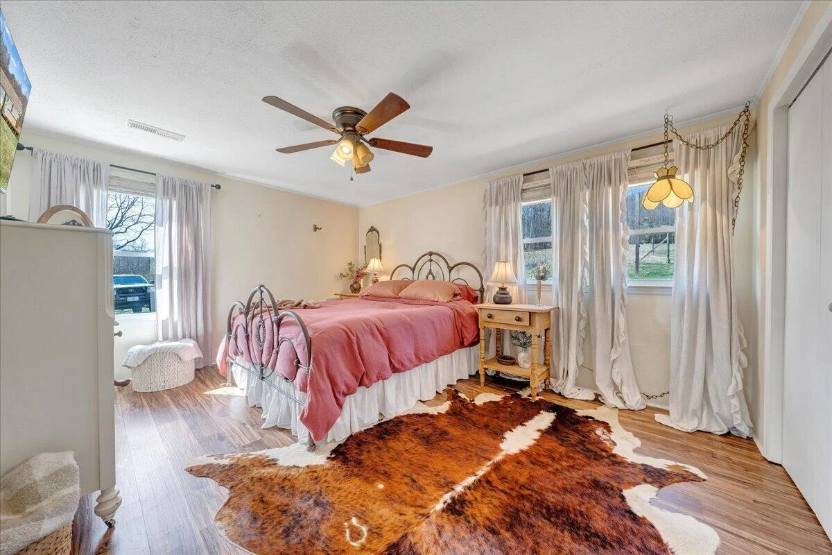 1006 Little Catawba Creek Rd - Photo 23
