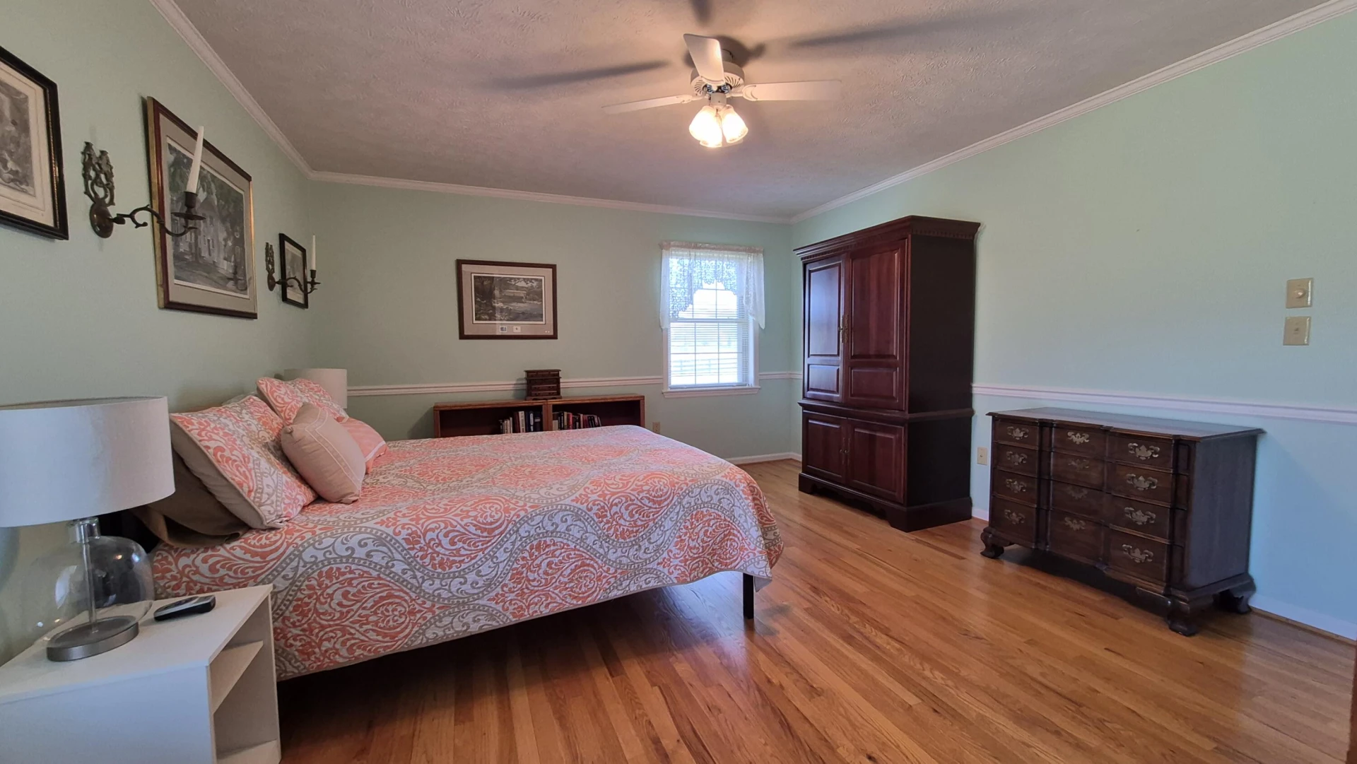 438 Wheatlan Dr - Photo 23