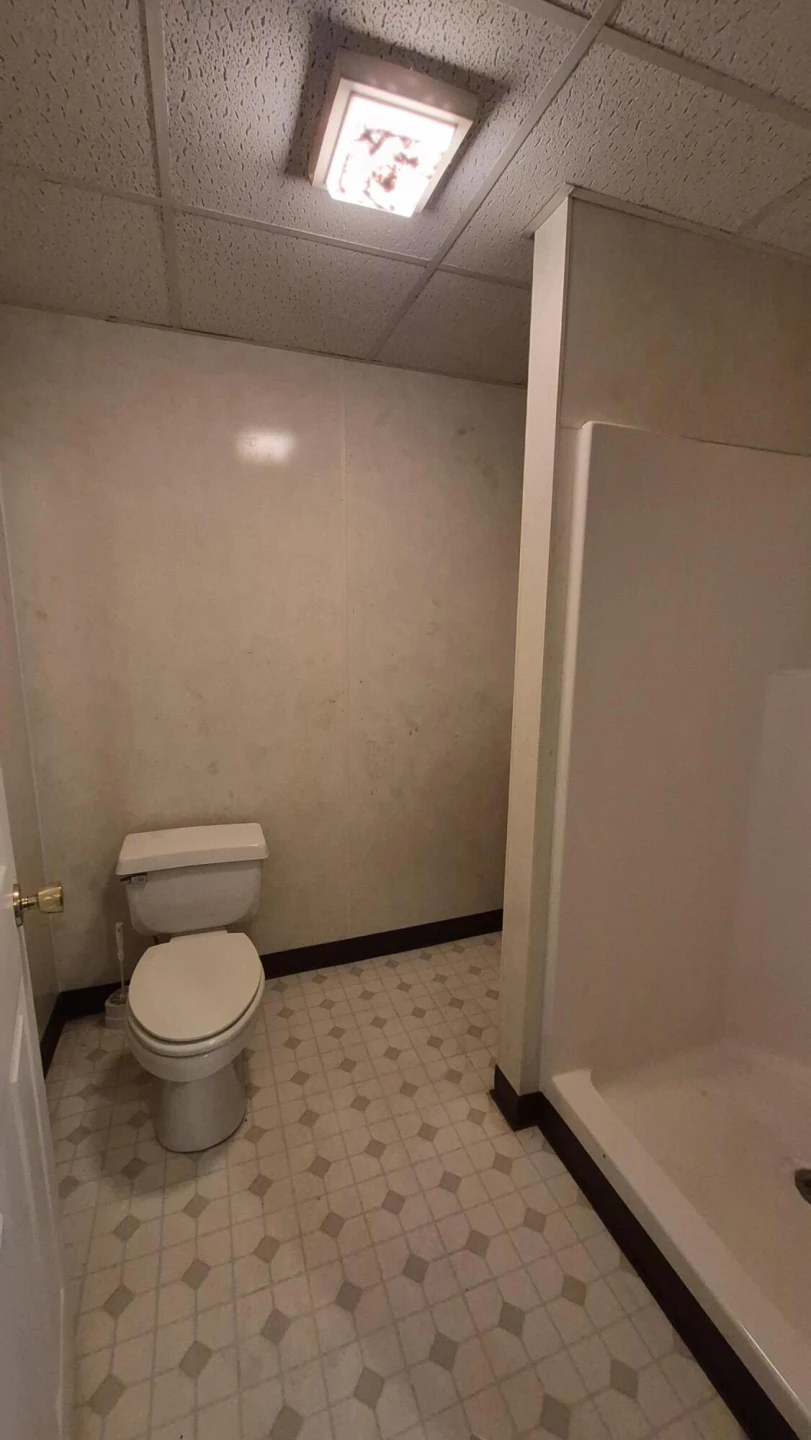 438 Wheatlan Dr - Photo 37